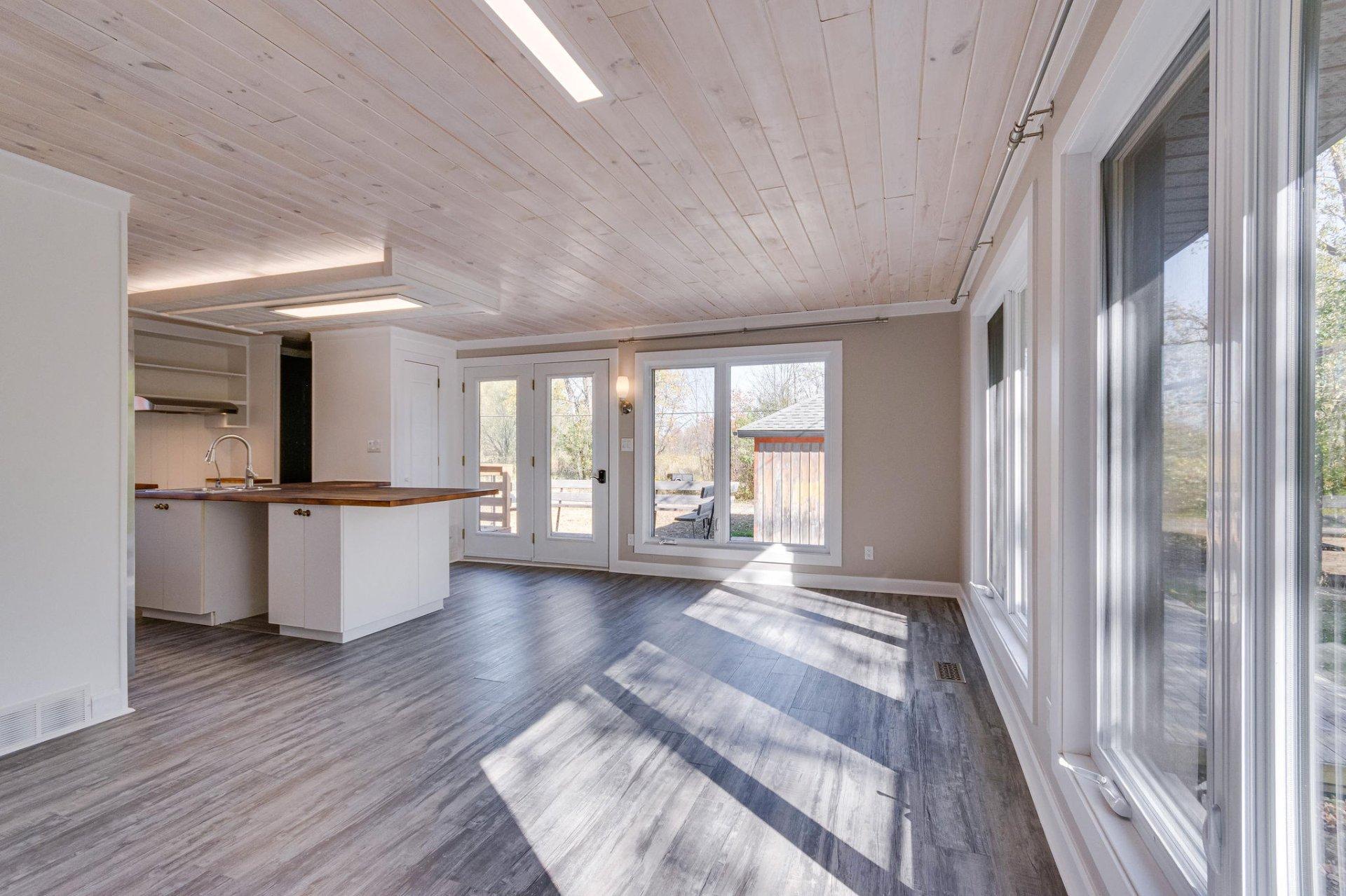 









426


Rue Benoît

,
Gatineau (Gatineau),




QC
J8P3K9

