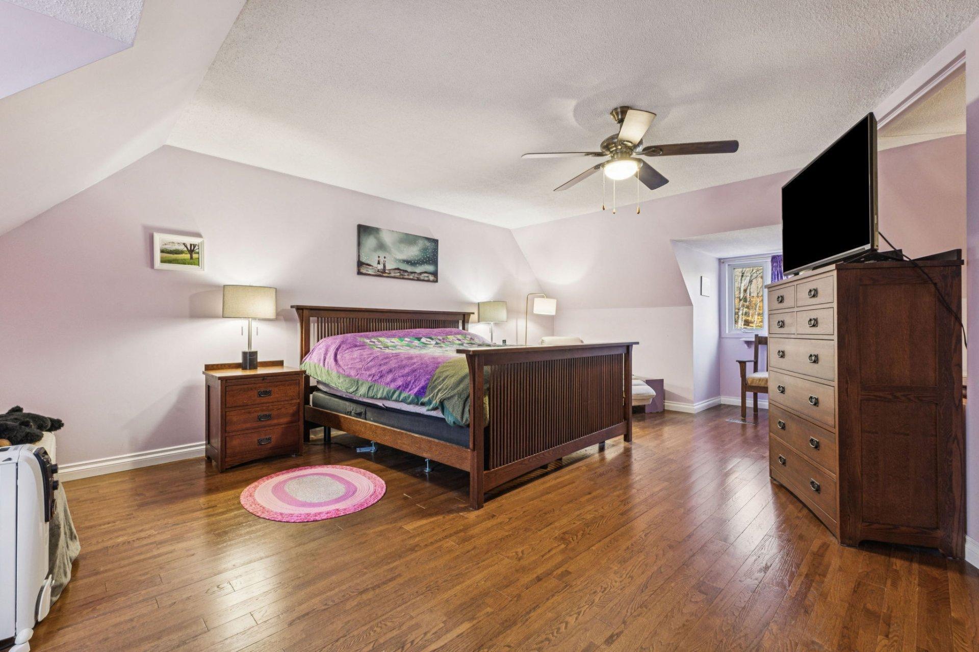 









176


Ch. Pink

,
Cantley,




QC
J8V2Z5

