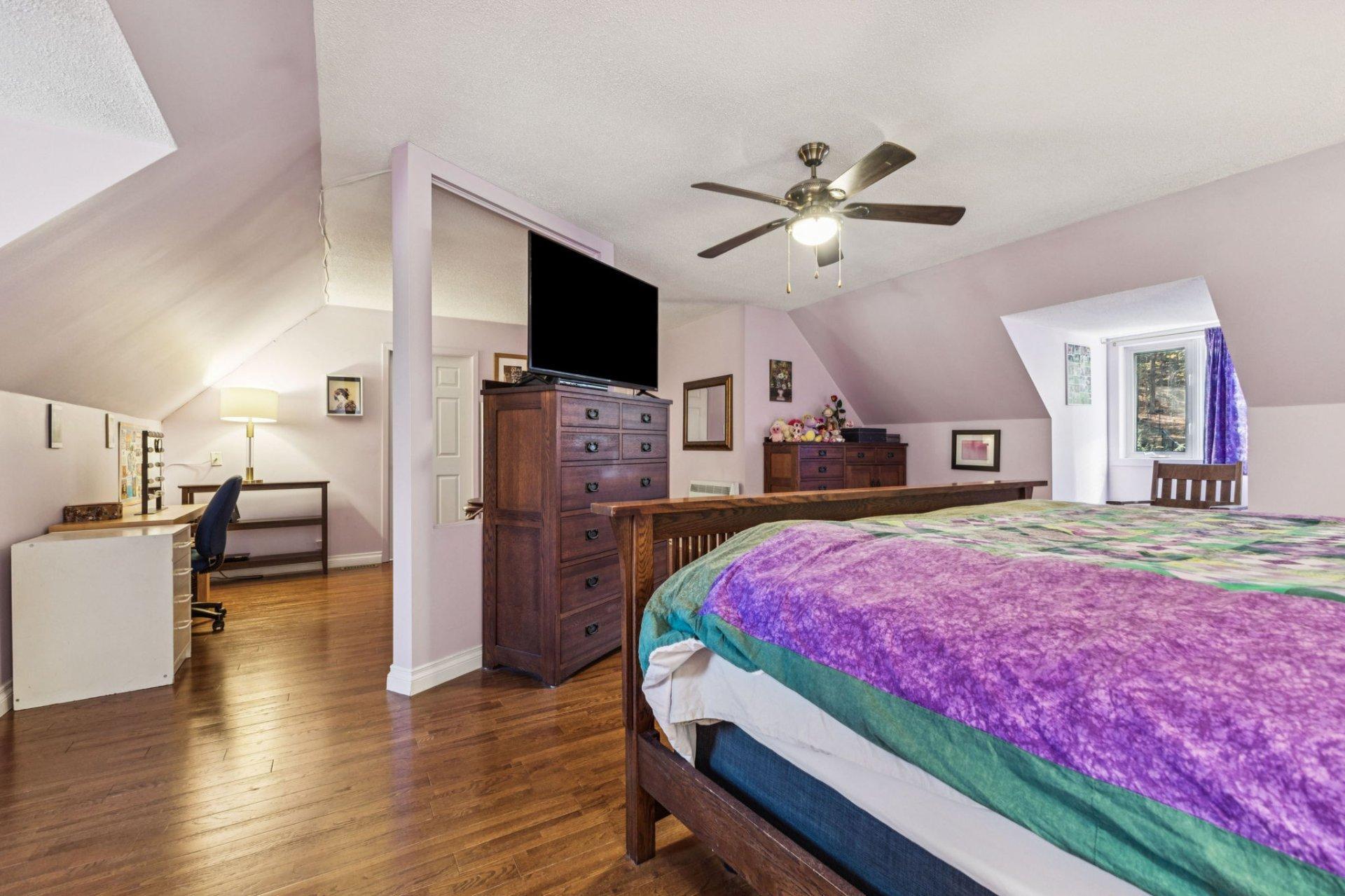 









176


Ch. Pink

,
Cantley,




QC
J8V2Z5

