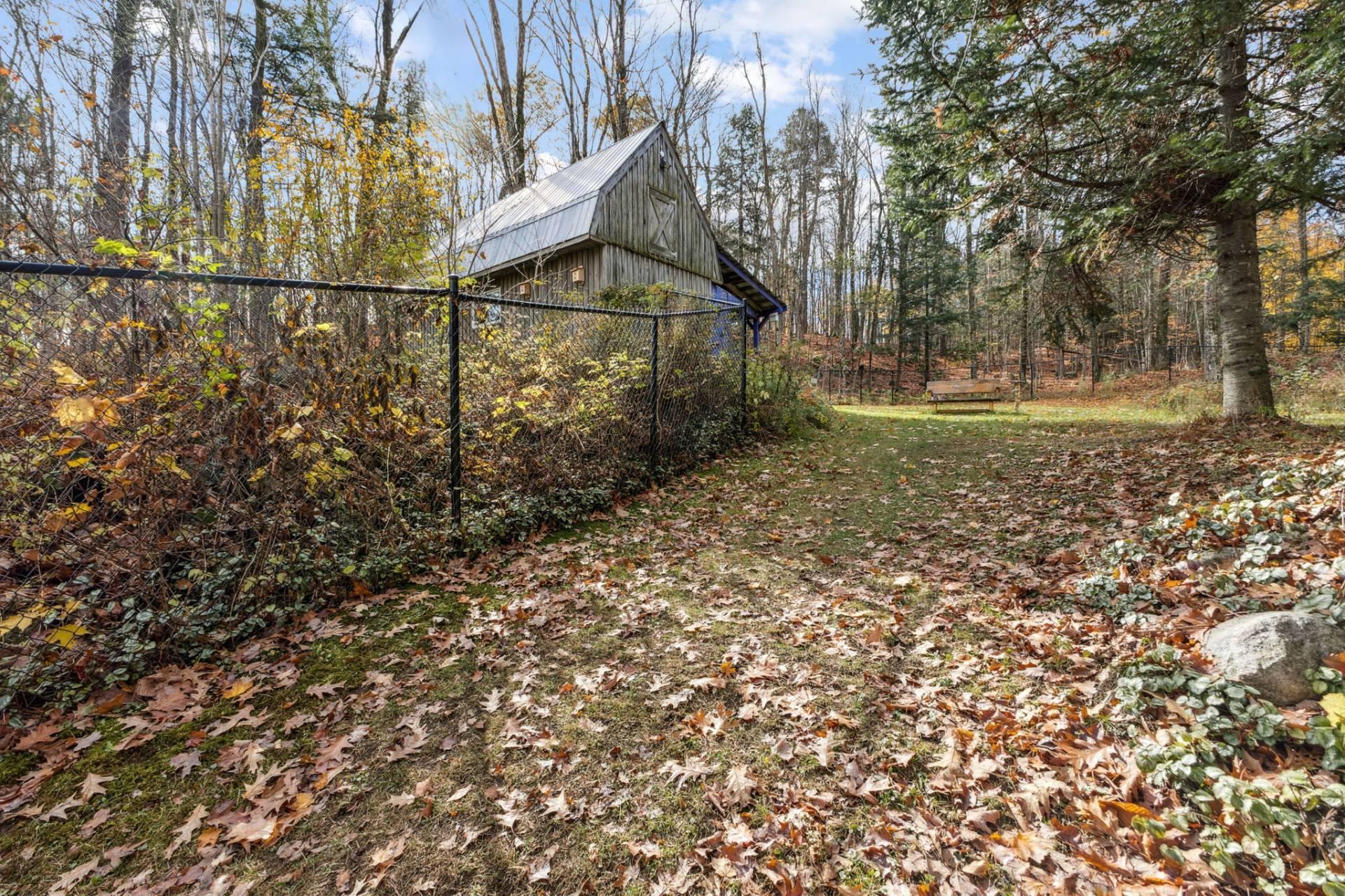 









176


Ch. Pink

,
Cantley,




QC
J8V2Z5

