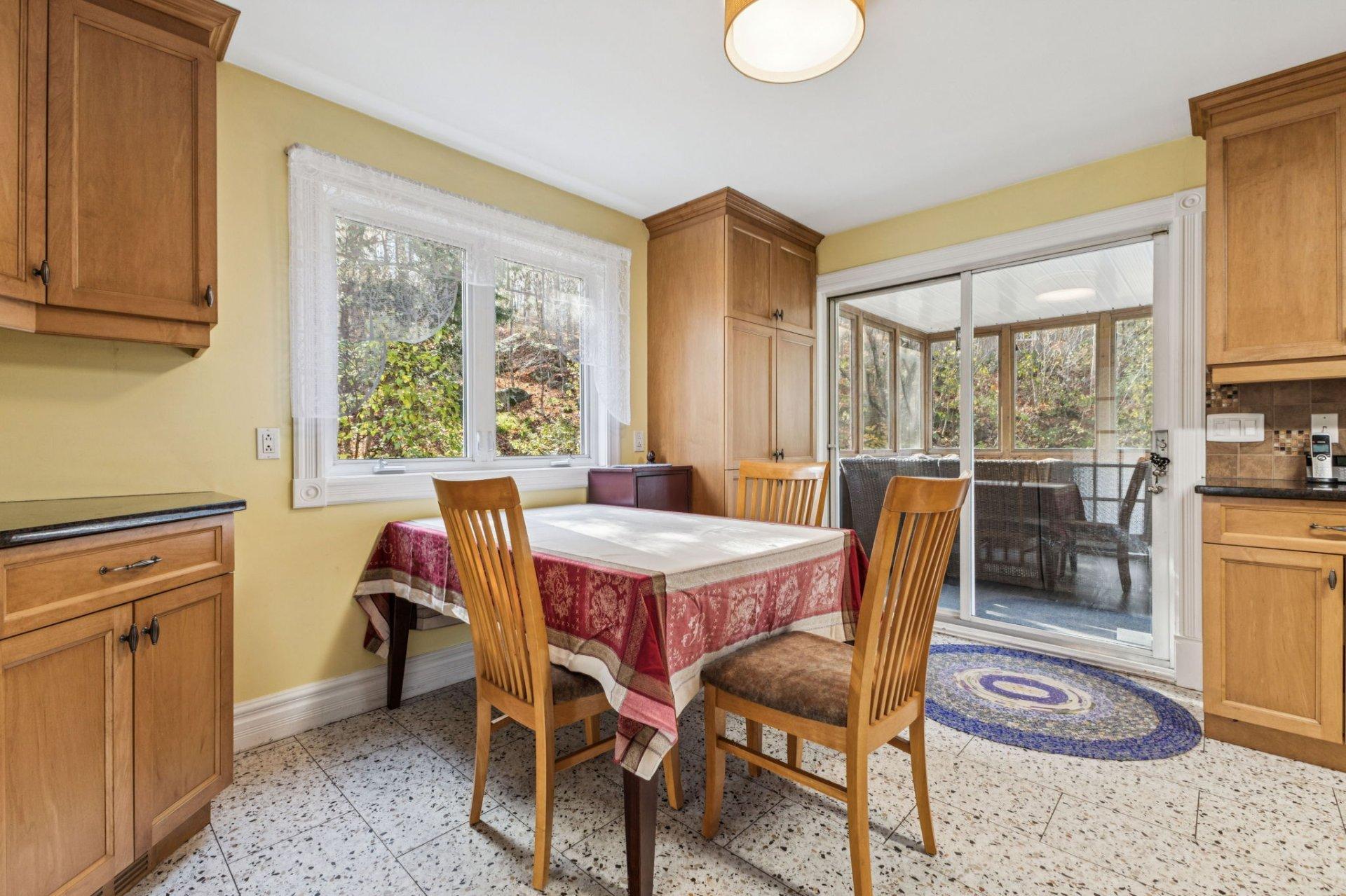 









176


Ch. Pink

,
Cantley,




QC
J8V2Z5

