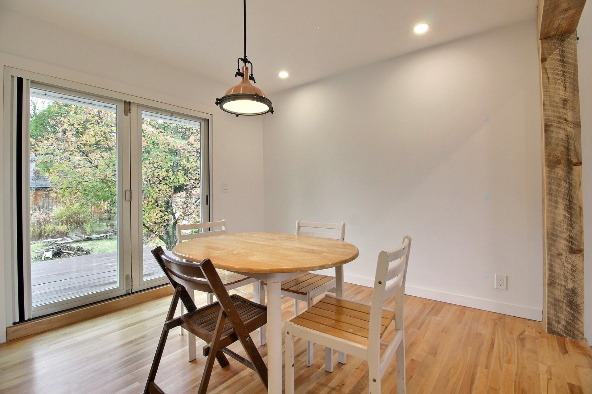 









106


Ch. Southière

,
Magog,




QC
J1X0P1

