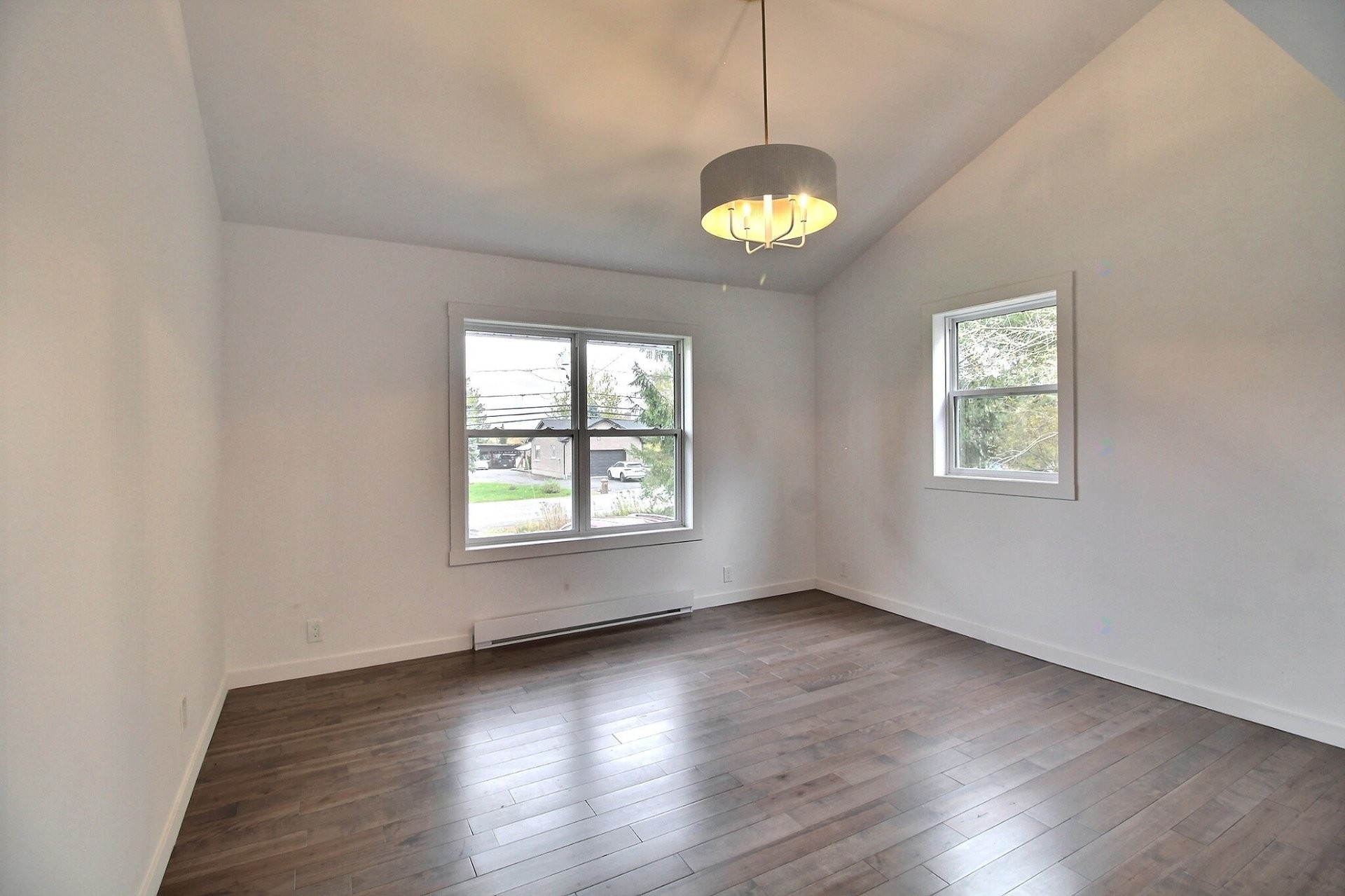 









106


Ch. Southière

,
Magog,




QC
J1X0P1

