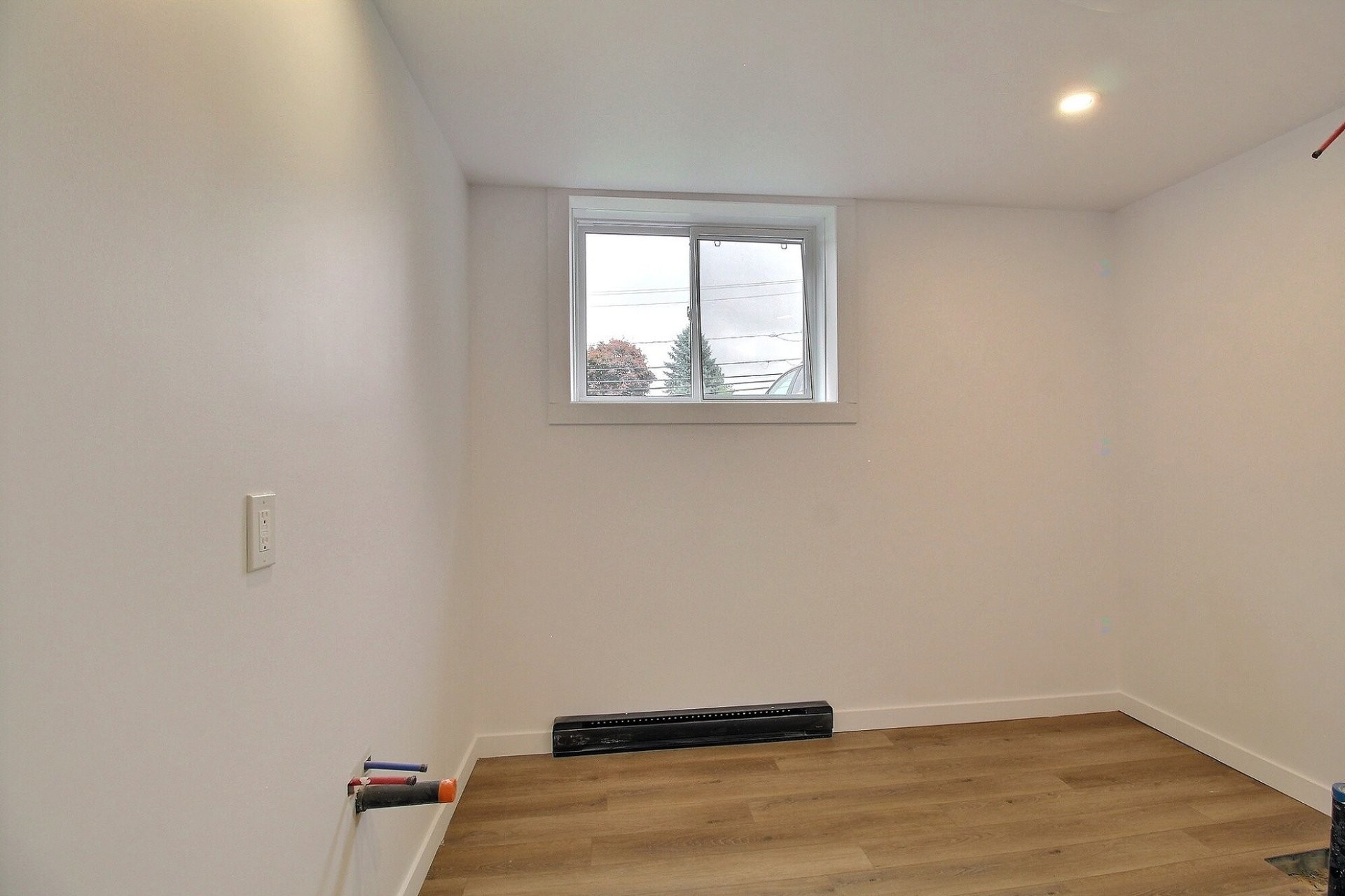 









106


Ch. Southière

,
Magog,




QC
J1X0P1

