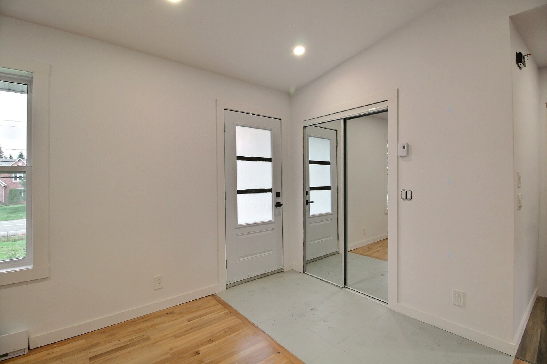 









106


Ch. Southière

,
Magog,




QC
J1X0P1

