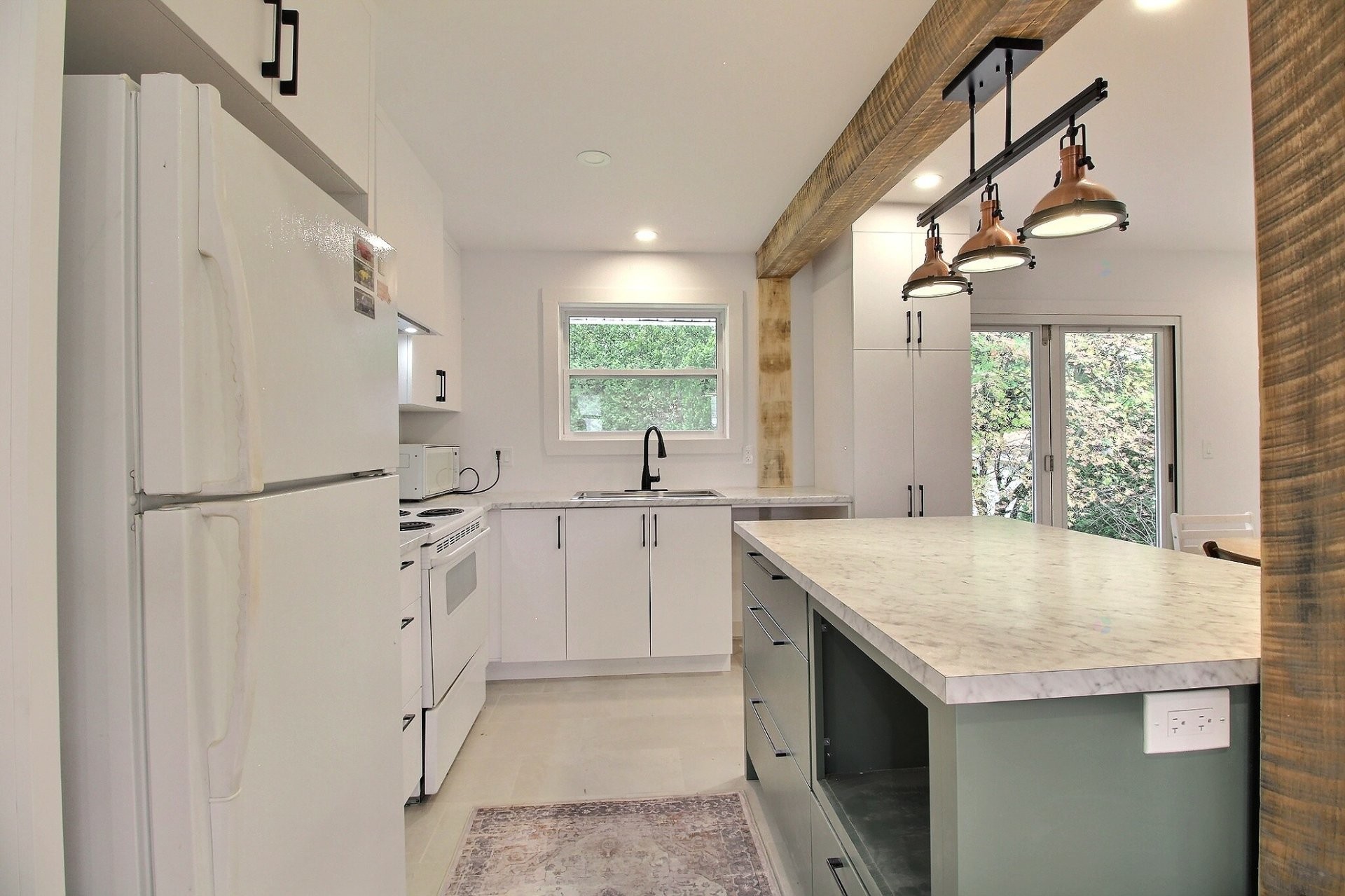 









106


Ch. Southière

,
Magog,




QC
J1X0P1

