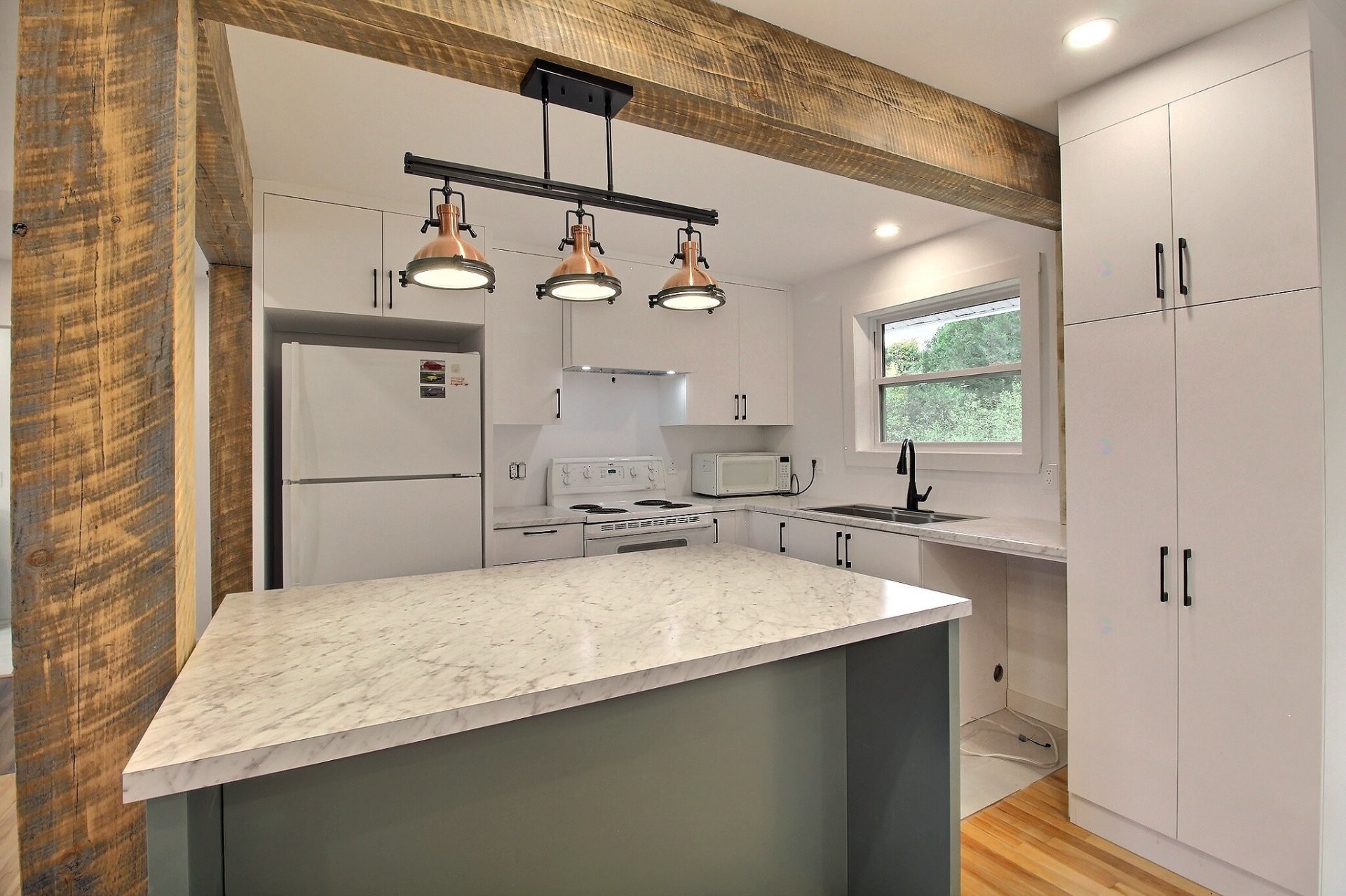 









106


Ch. Southière

,
Magog,




QC
J1X0P1

