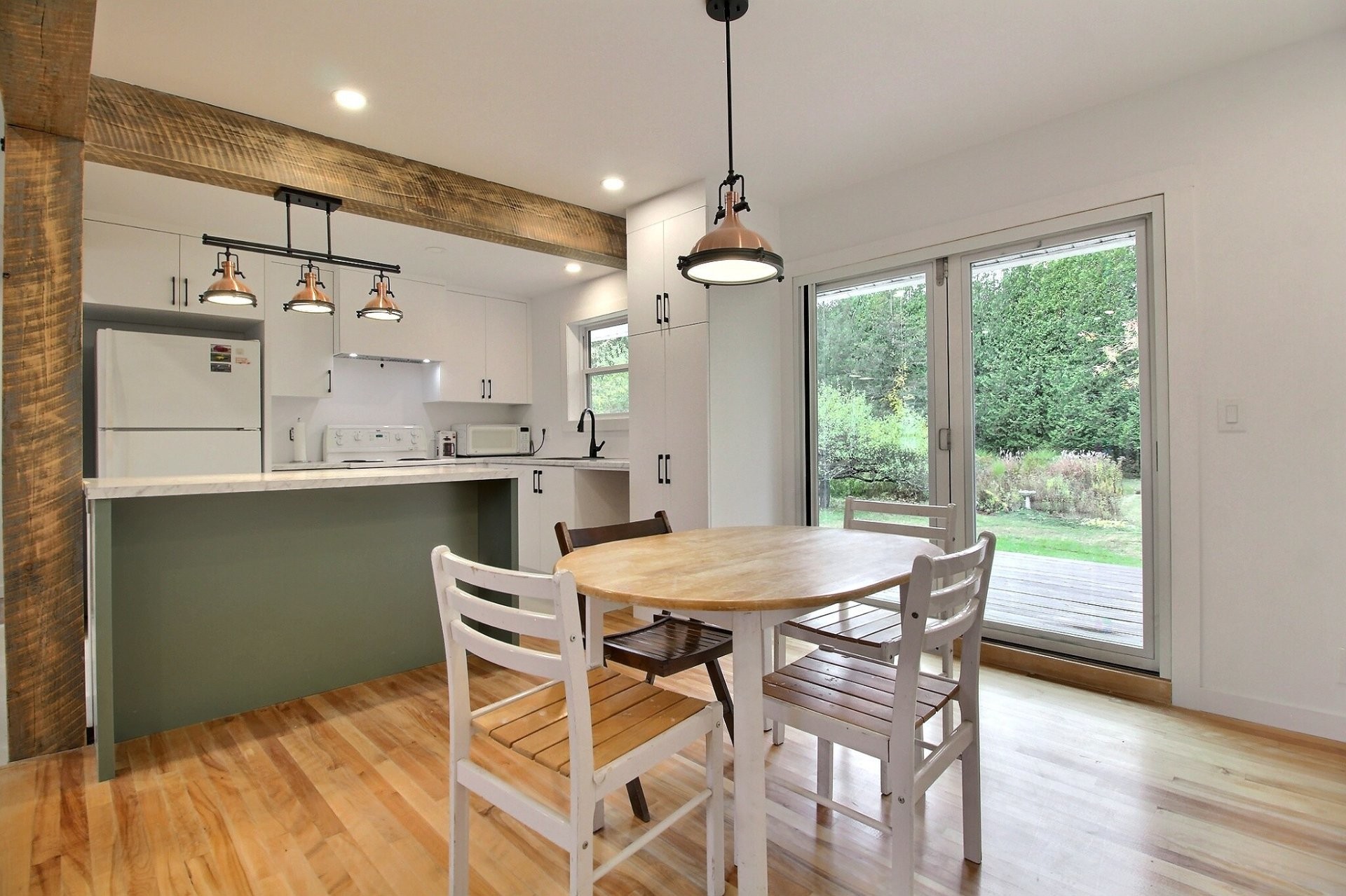 









106


Ch. Southière

,
Magog,




QC
J1X0P1

