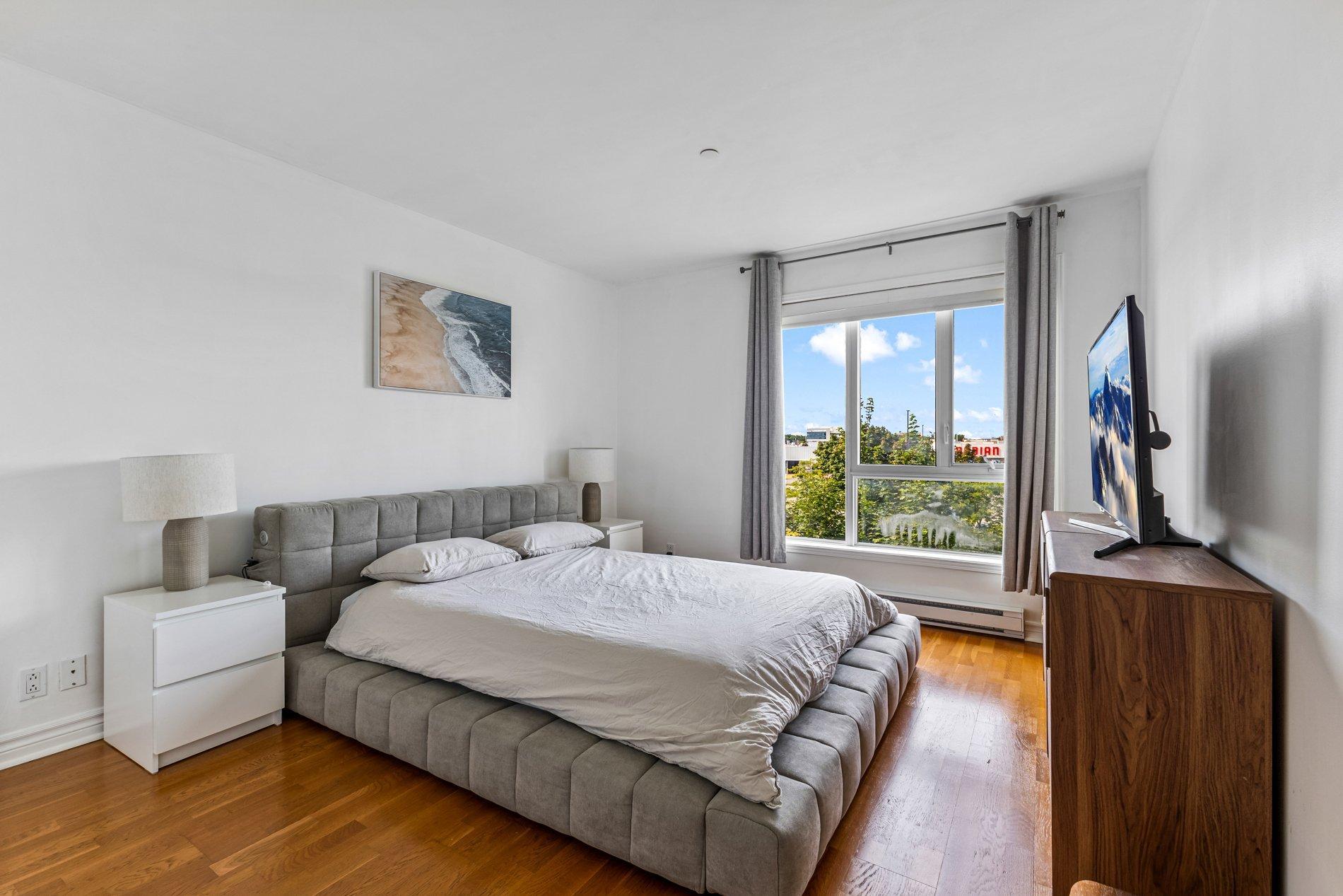 









1445


Boul. Le Corbusier

, 301,
Laval (Laval-des-Rapides),




QC
H7N6L1

