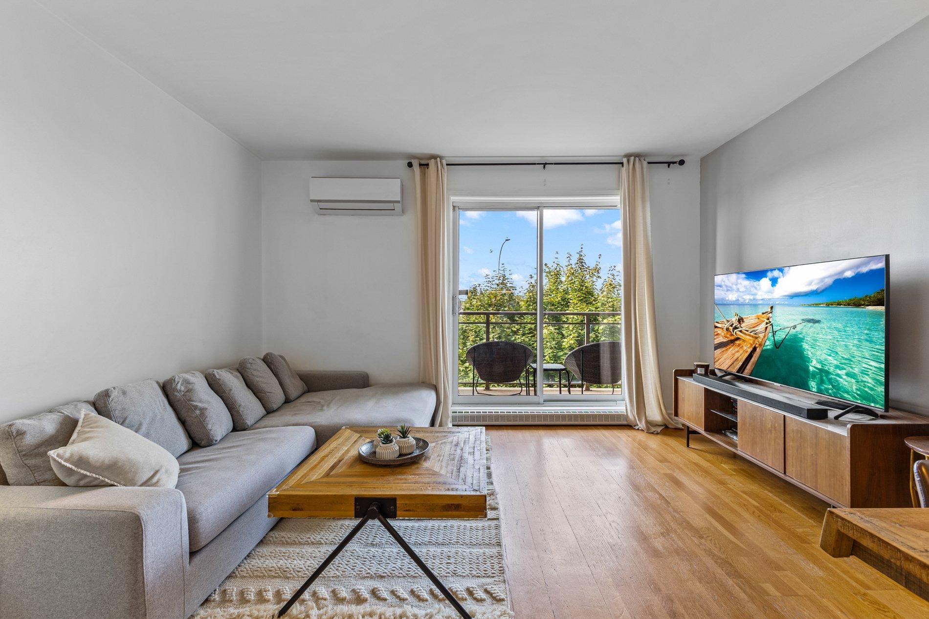 









1445


Boul. Le Corbusier

, 301,
Laval (Laval-des-Rapides),




QC
H7N6L1

