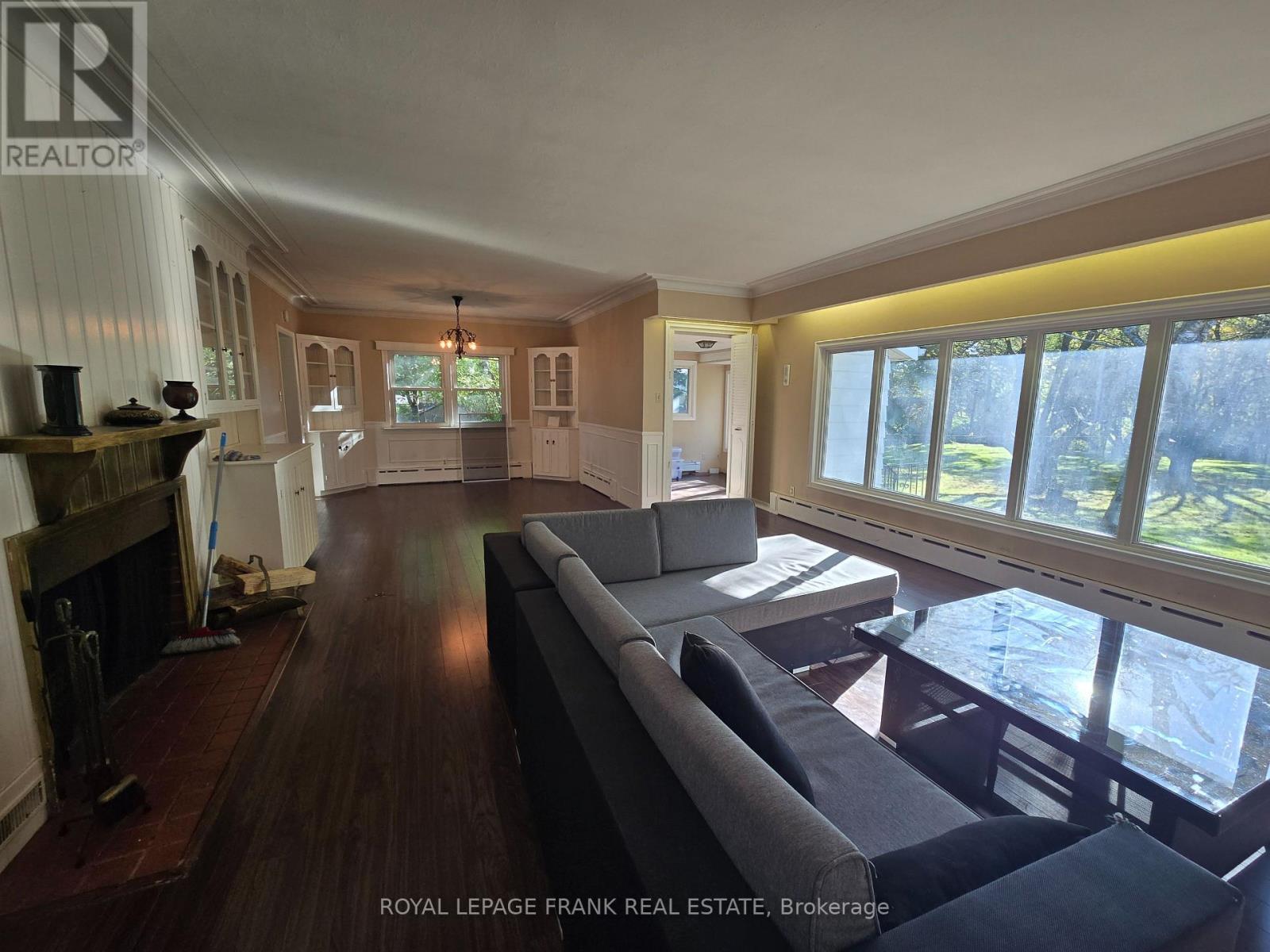 












1330 CHURCH STREET

,
Clarington (Newcastle),







Ontario
L1B1C6

