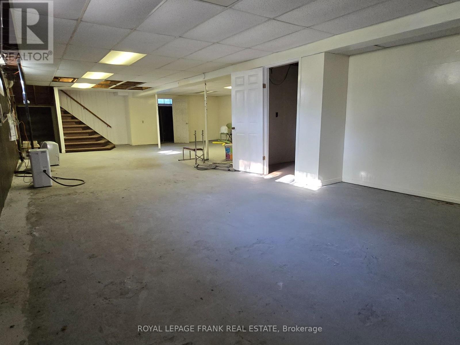 












1330 CHURCH STREET

,
Clarington (Newcastle),







Ontario
L1B1C6

