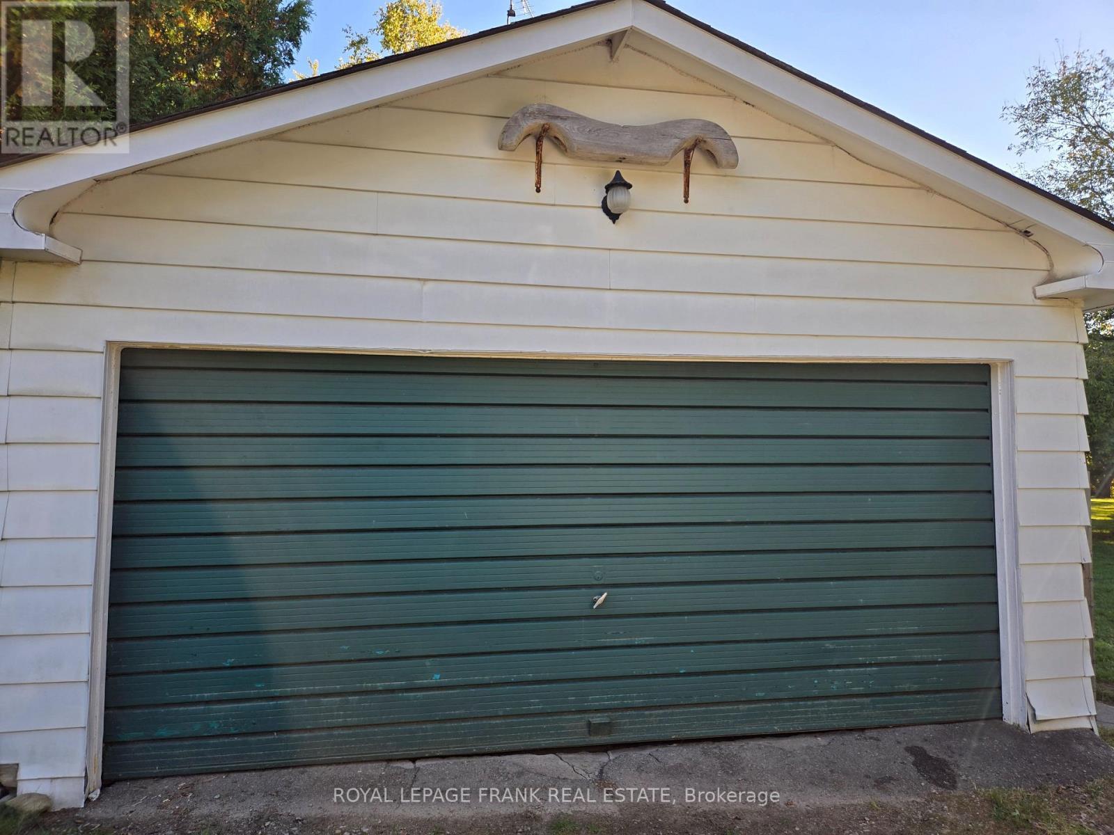 












1330 CHURCH STREET

,
Clarington (Newcastle),







Ontario
L1B1C6

