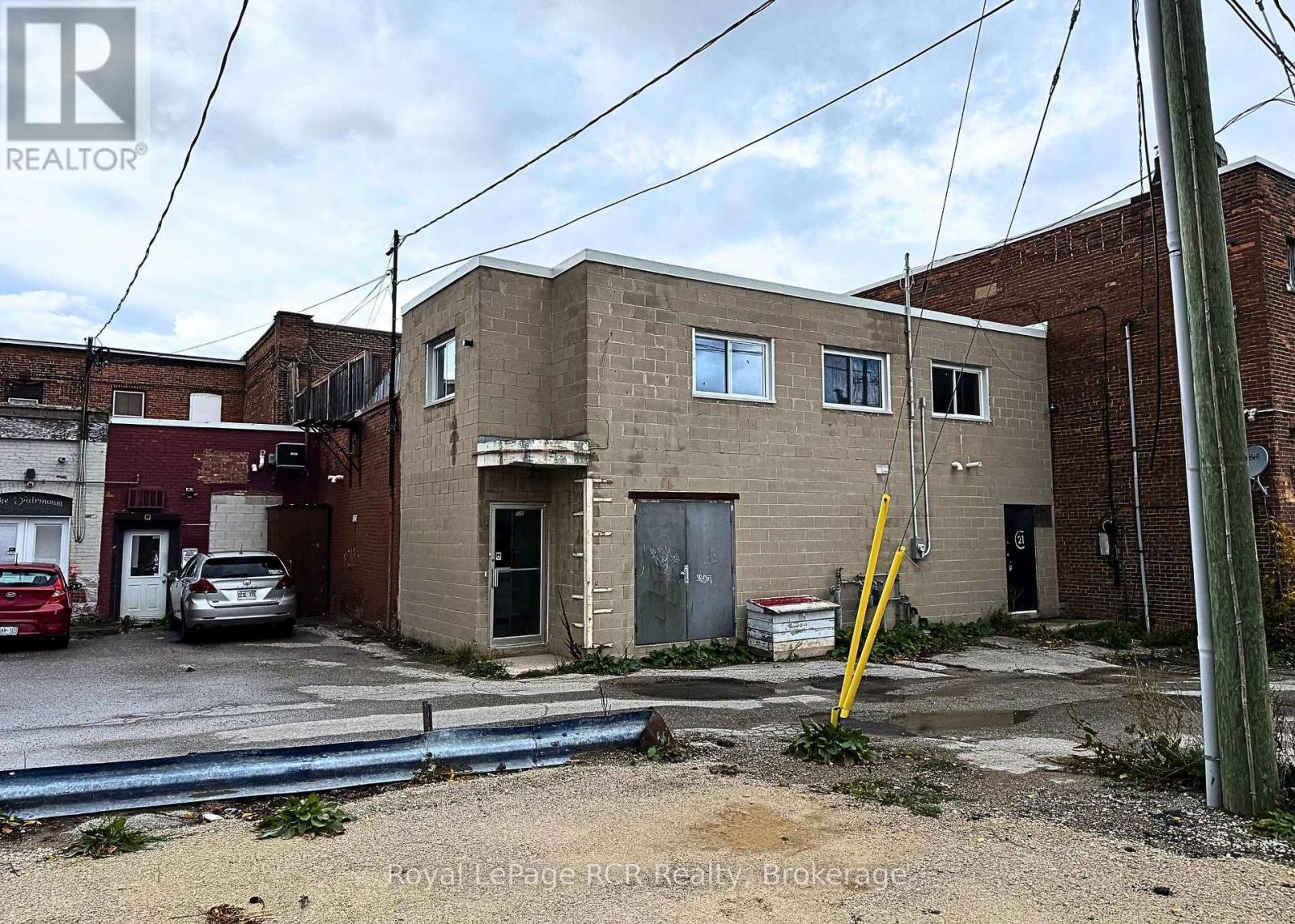 












927 2ND AVENUE E

,
Owen Sound,




Ontario
N4K2H5

