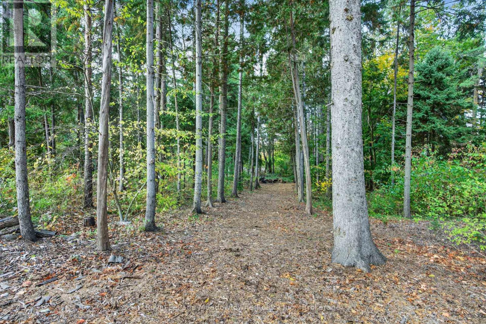 












8495 APPLEBY LINE

,
Milton (Campbellville),




Ontario
L0P1B0

