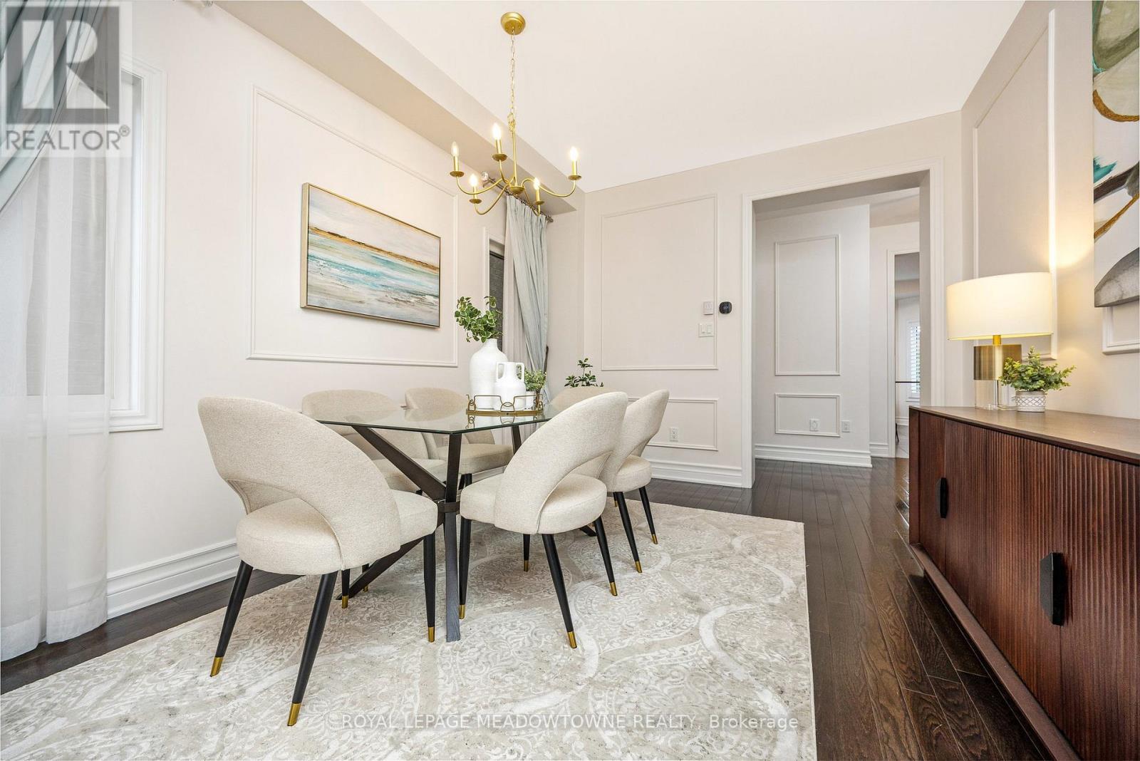 












418 CEDAR HEDGE ROAD

,
Milton,




Ontario
L9T8T6

