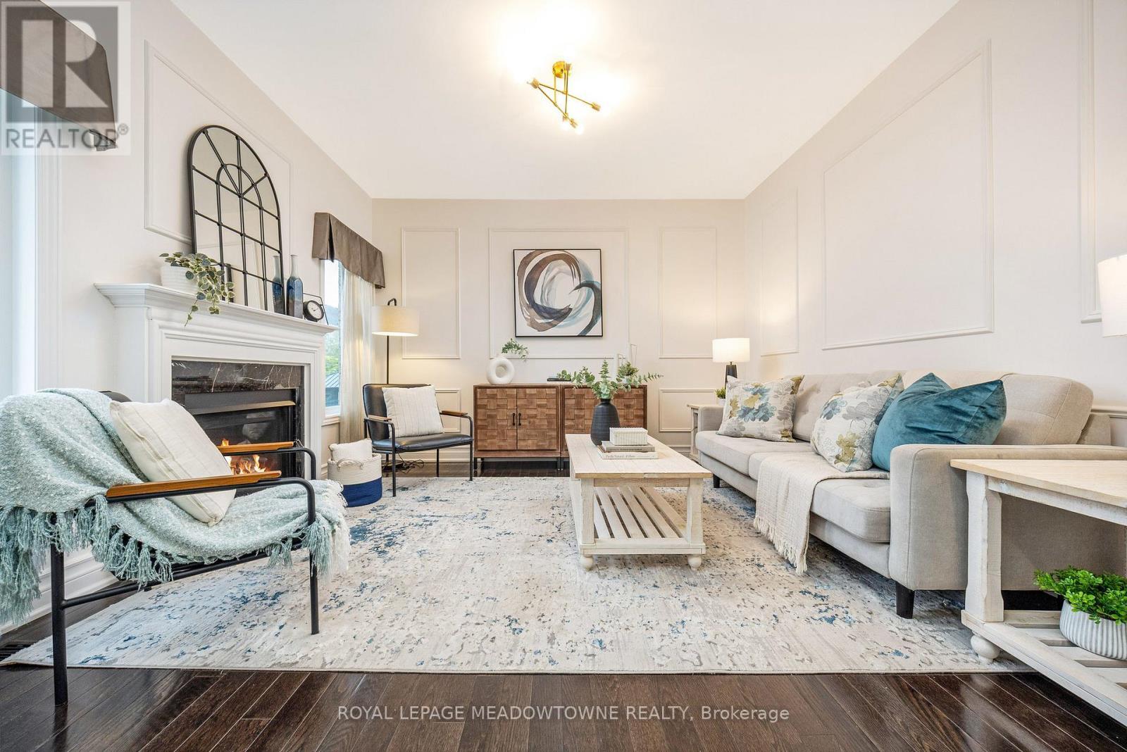 












418 CEDAR HEDGE ROAD

,
Milton,




Ontario
L9T8T6

