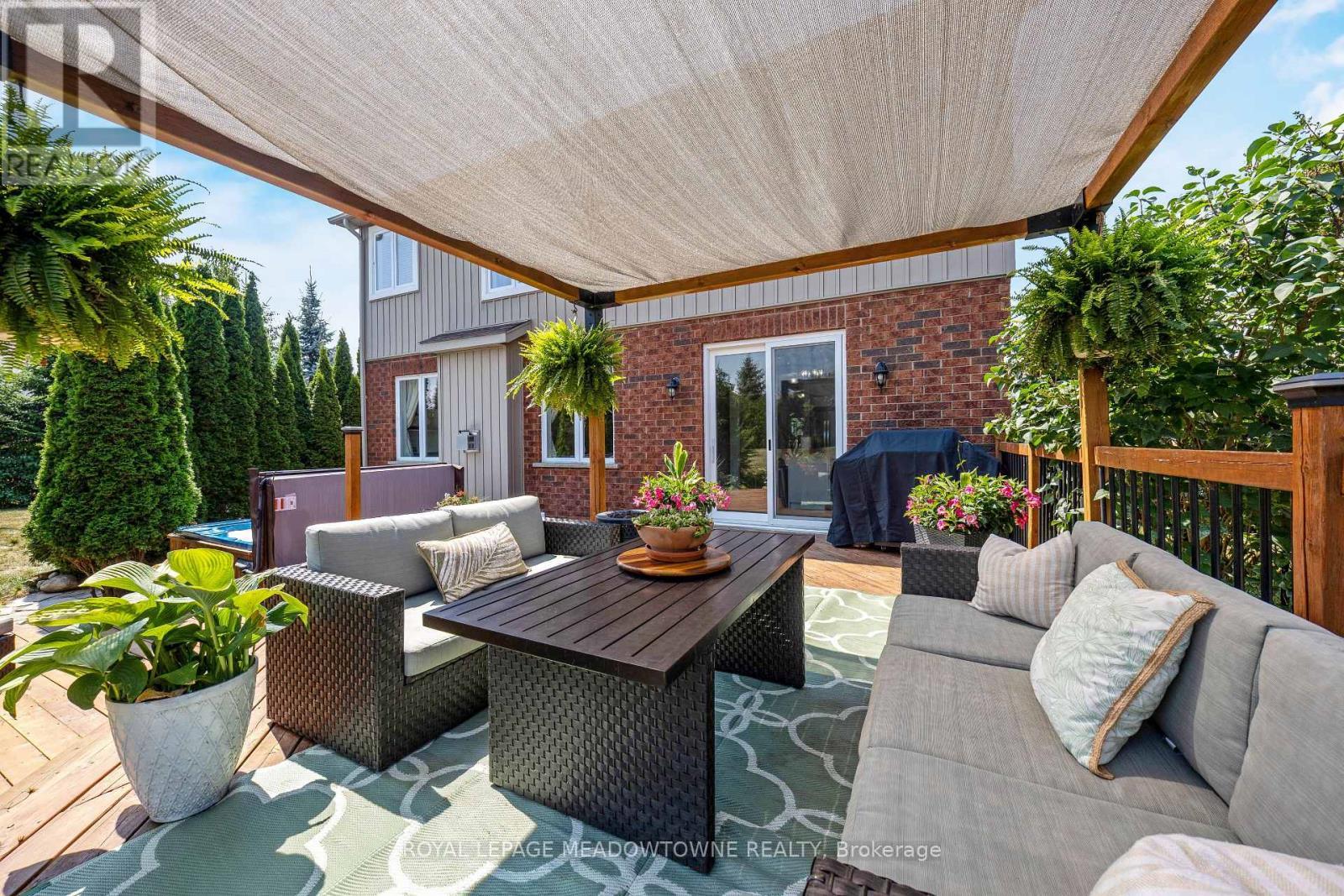 












26 ISLAND LAKE ROAD

,
Mono,




Ontario
L9W5K3

