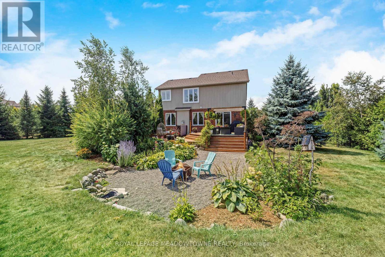 












26 ISLAND LAKE ROAD

,
Mono,




Ontario
L9W5K3

