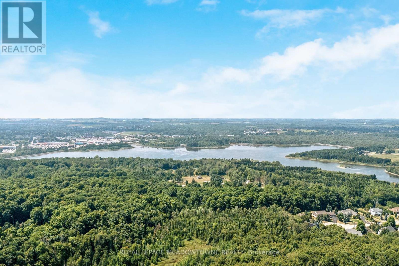 












26 ISLAND LAKE ROAD

,
Mono,




Ontario
L9W5K3

