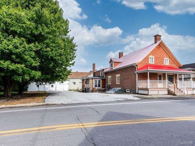 









539


Rue Principale

,
Saint-Sébastien,




QC
J0J2C0

