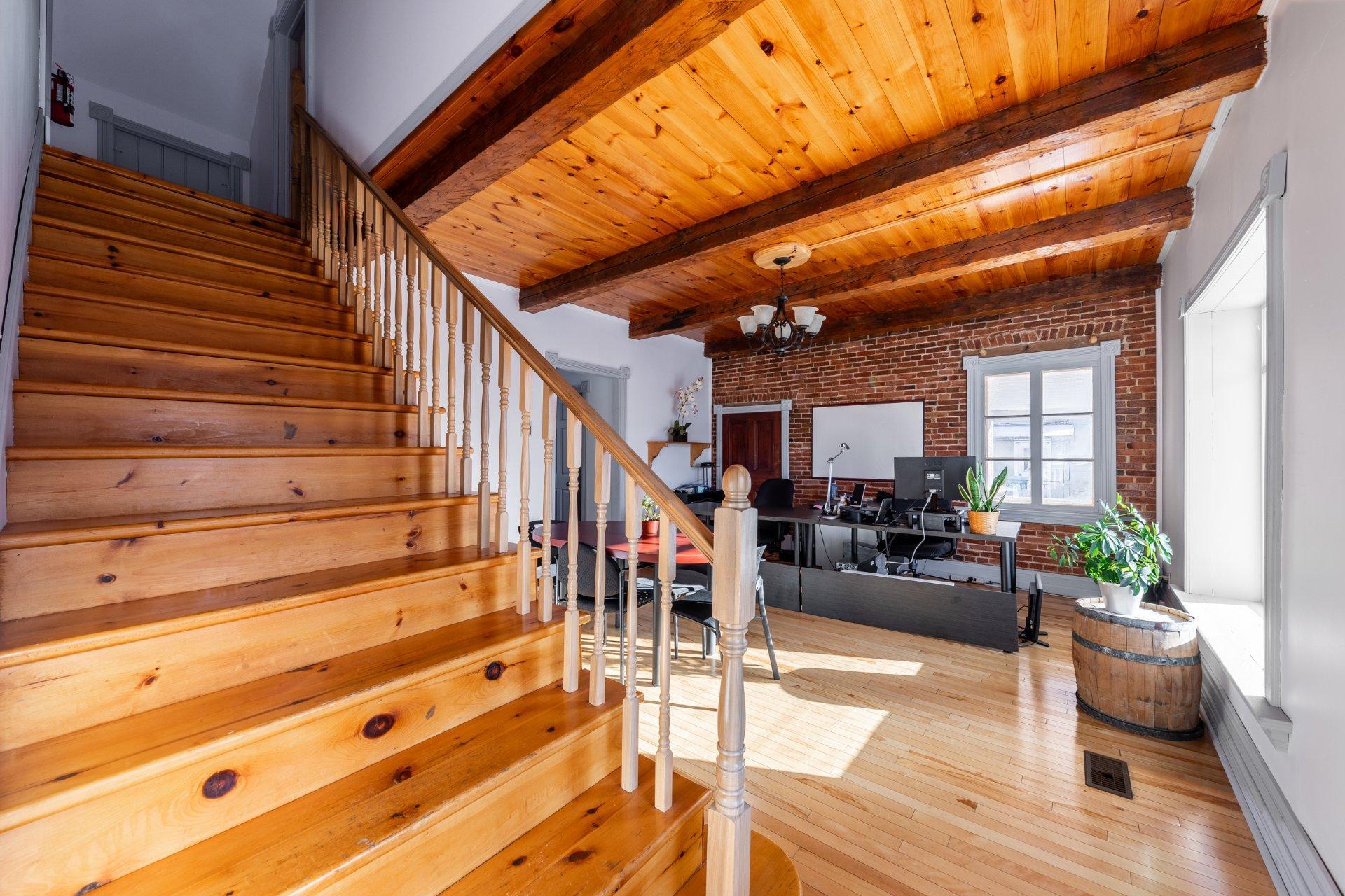









539


Rue Principale

,
Saint-Sébastien,




QC
J0J2C0

