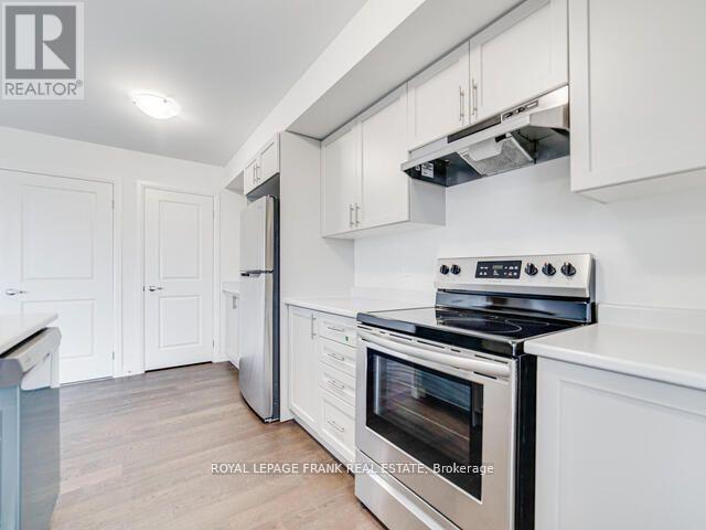 












12 - 23D LOOKOUT DRIVE

,
Clarington (Bowmanville),




Ontario
L1C7G1

