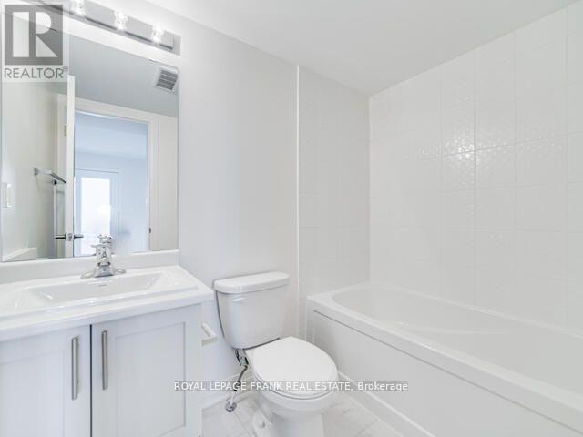 












12 - 23D LOOKOUT DRIVE

,
Clarington (Bowmanville),




Ontario
L1C7G1

