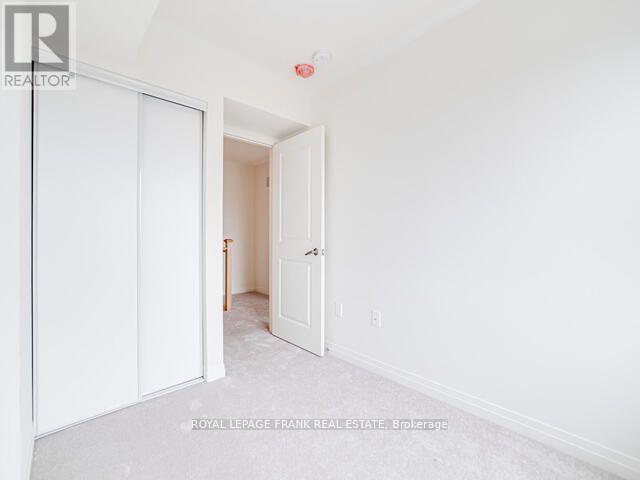 












12 - 23D LOOKOUT DRIVE

,
Clarington (Bowmanville),




Ontario
L1C7G1

