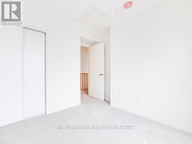 












12 - 23D LOOKOUT DRIVE

,
Clarington (Bowmanville),




Ontario
L1C7G1

