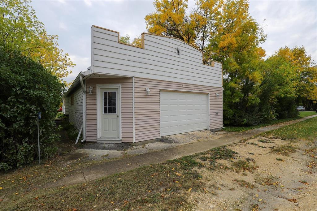 












1098 PTH 17 Highway W

,
Inwood,




Manitoba
R0C1P0

