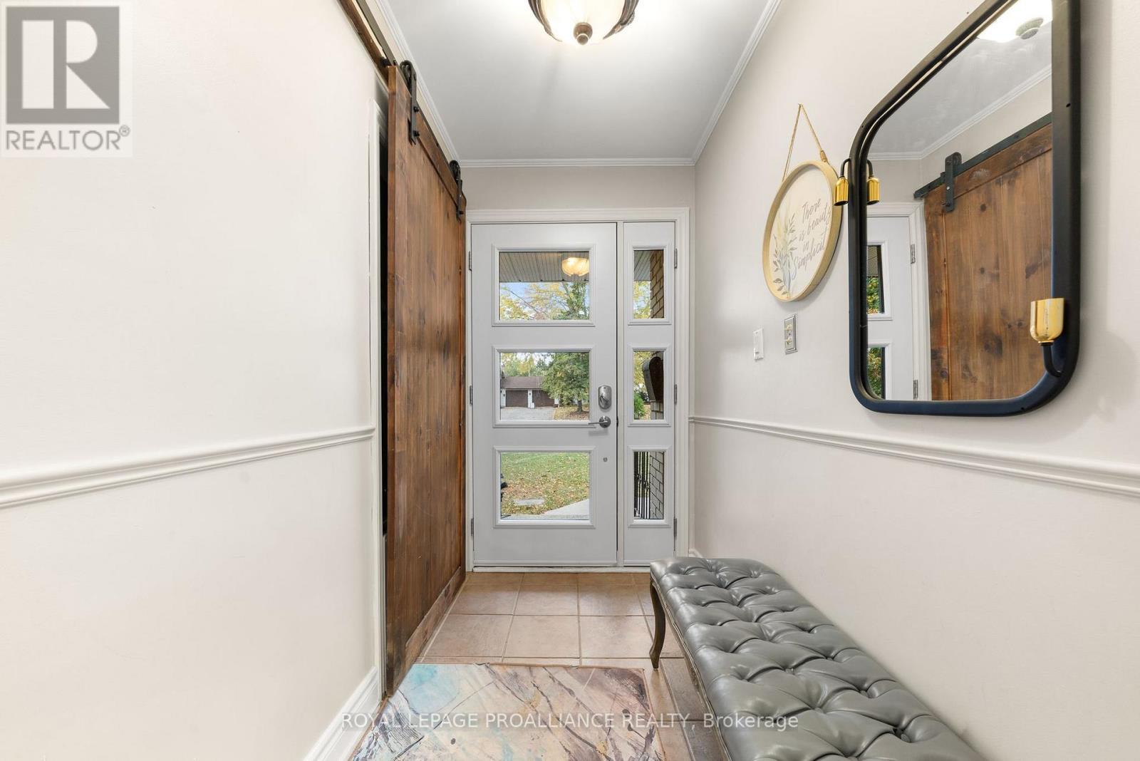 












97 ROSELAND DRIVE

,
Quinte West (Murray Ward),




Ontario
K0K1L0

