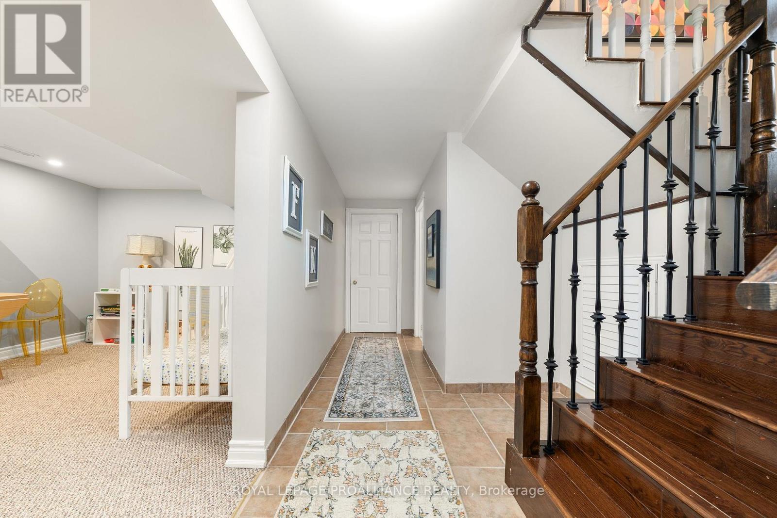 












97 ROSELAND DRIVE

,
Quinte West (Murray Ward),




Ontario
K0K1L0

