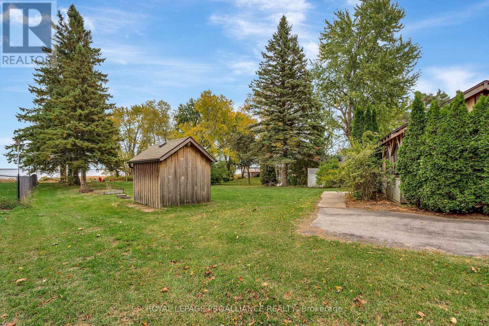 












97 ROSELAND DRIVE

,
Quinte West (Murray Ward),




Ontario
K0K1L0

