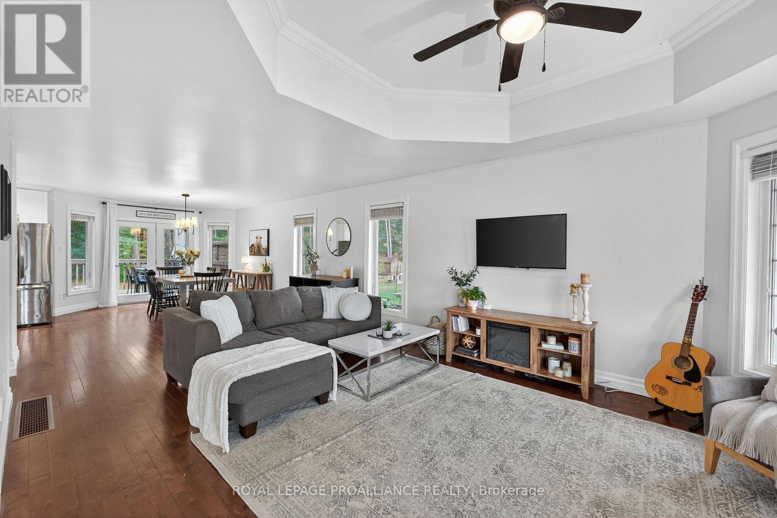 












40 CHARLES COURT

,
Tweed (Hungerford (Twp)),




Ontario
K0K3J0

