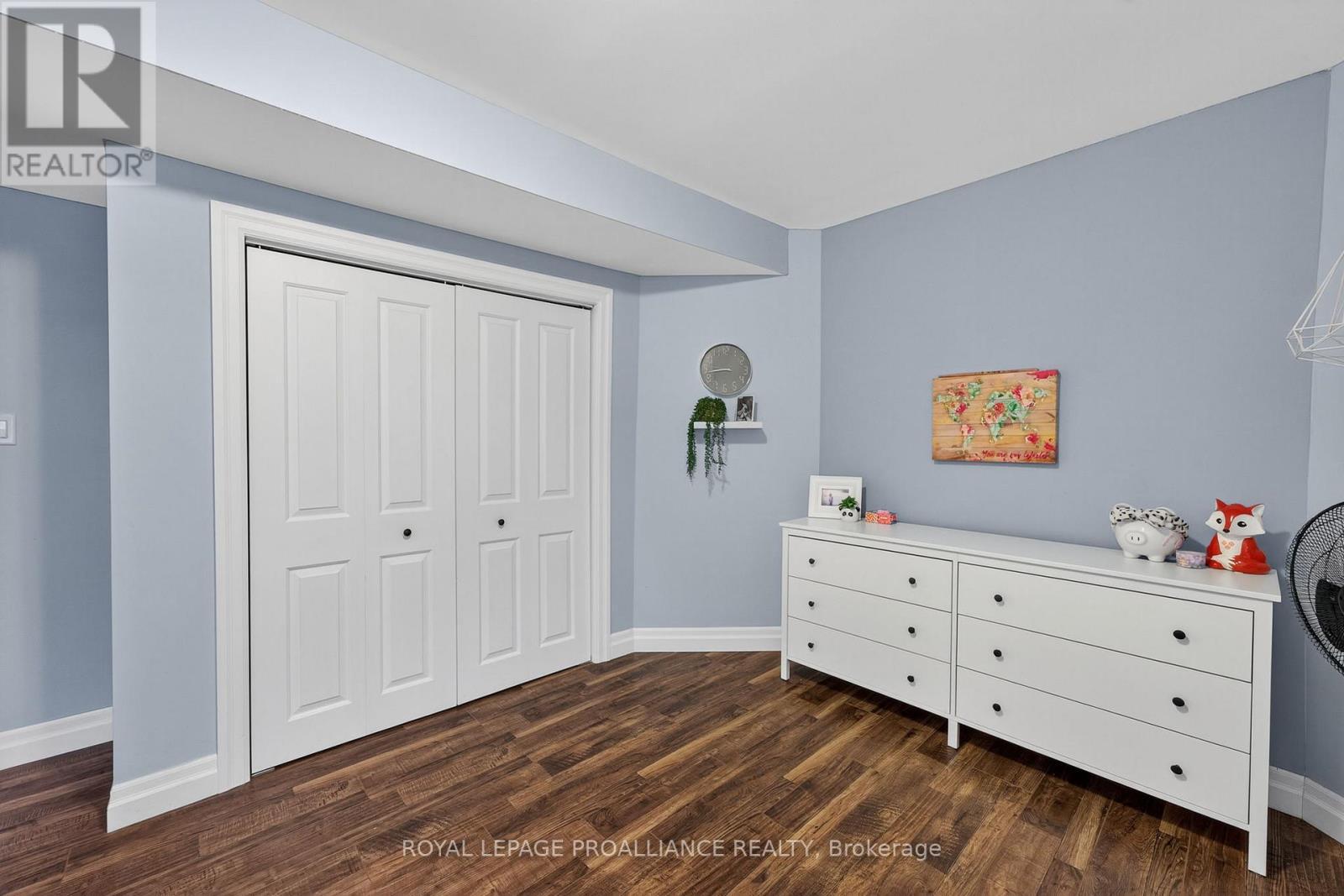 












40 CHARLES COURT

,
Tweed (Hungerford (Twp)),




Ontario
K0K3J0

