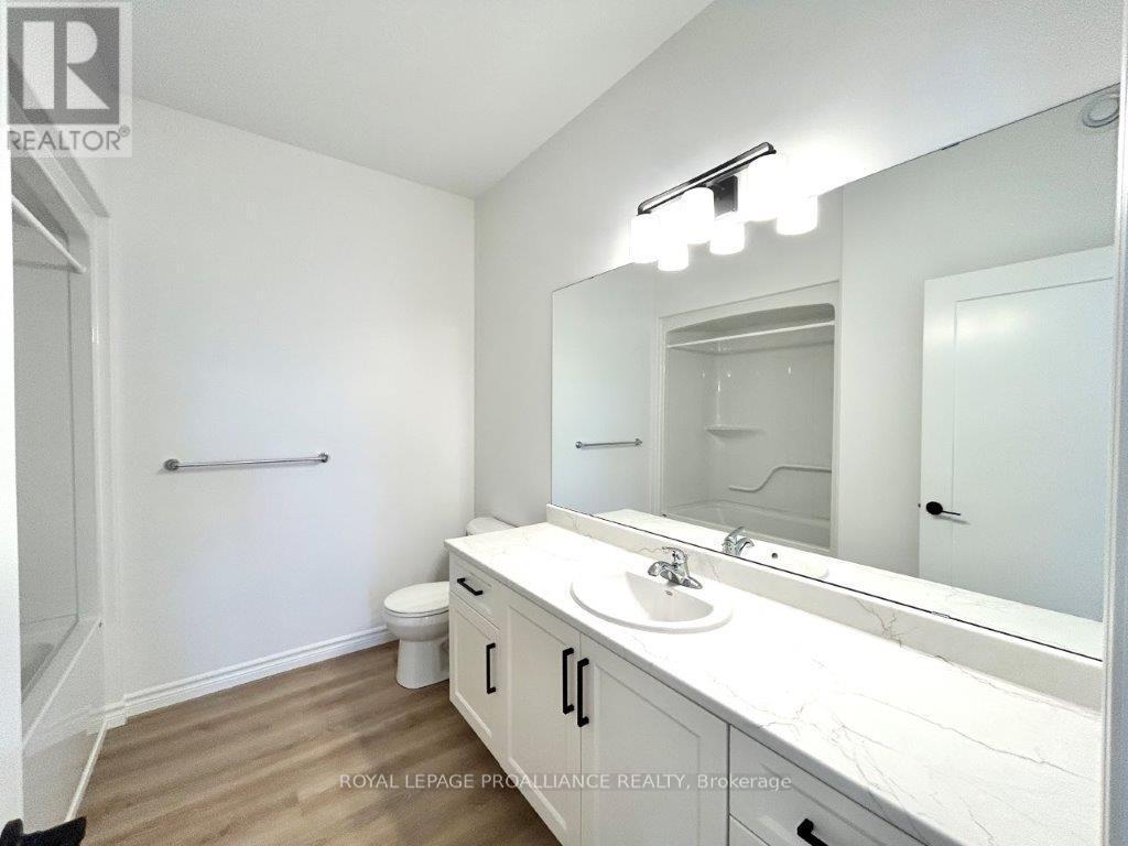 












77 ATHABASKA DRIVE

,
Belleville (Belleville Ward),




Ontario
K8N0T1


