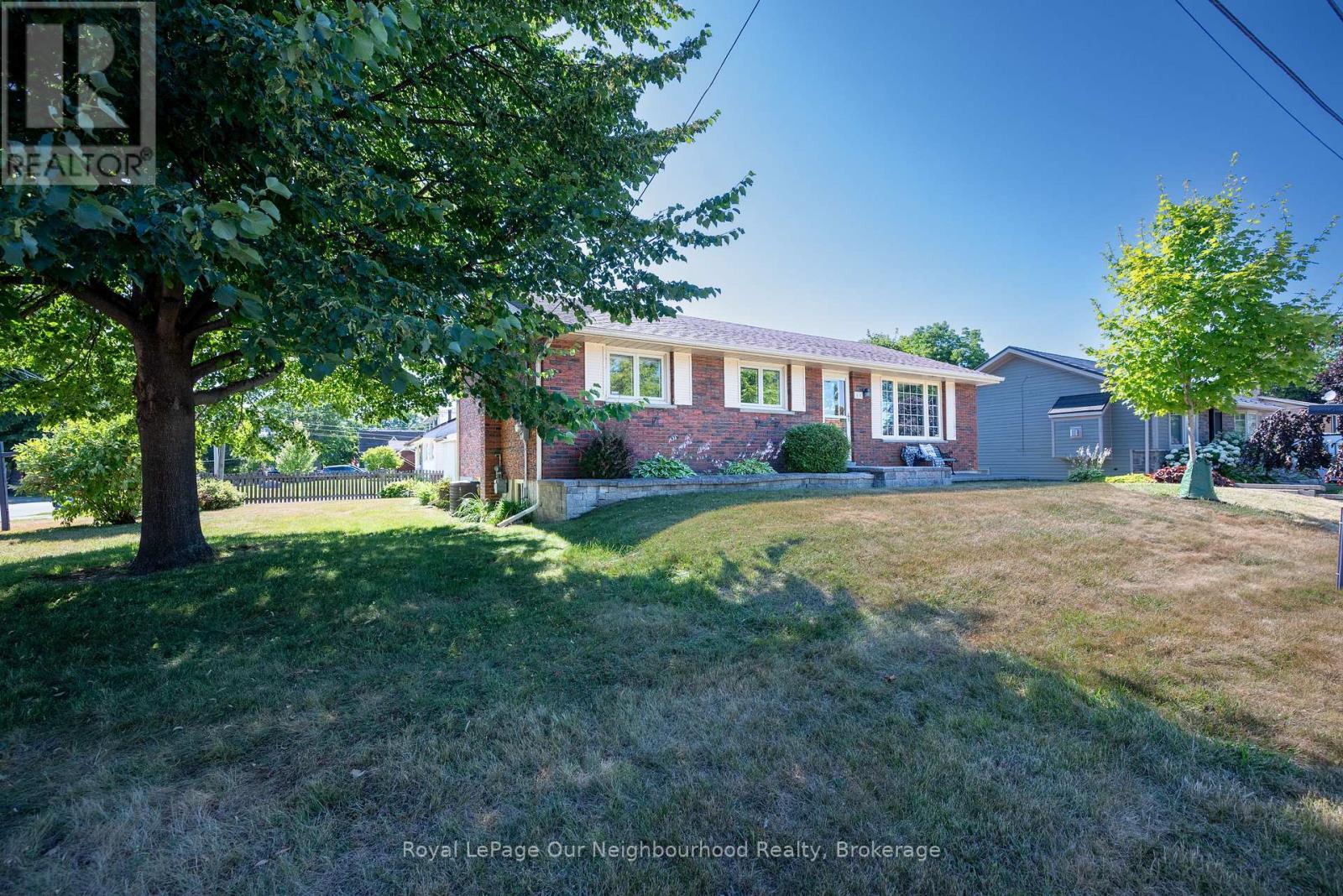 












81 D'ARCY STREET

,
Cobourg,




Ontario
K9A3Z7

