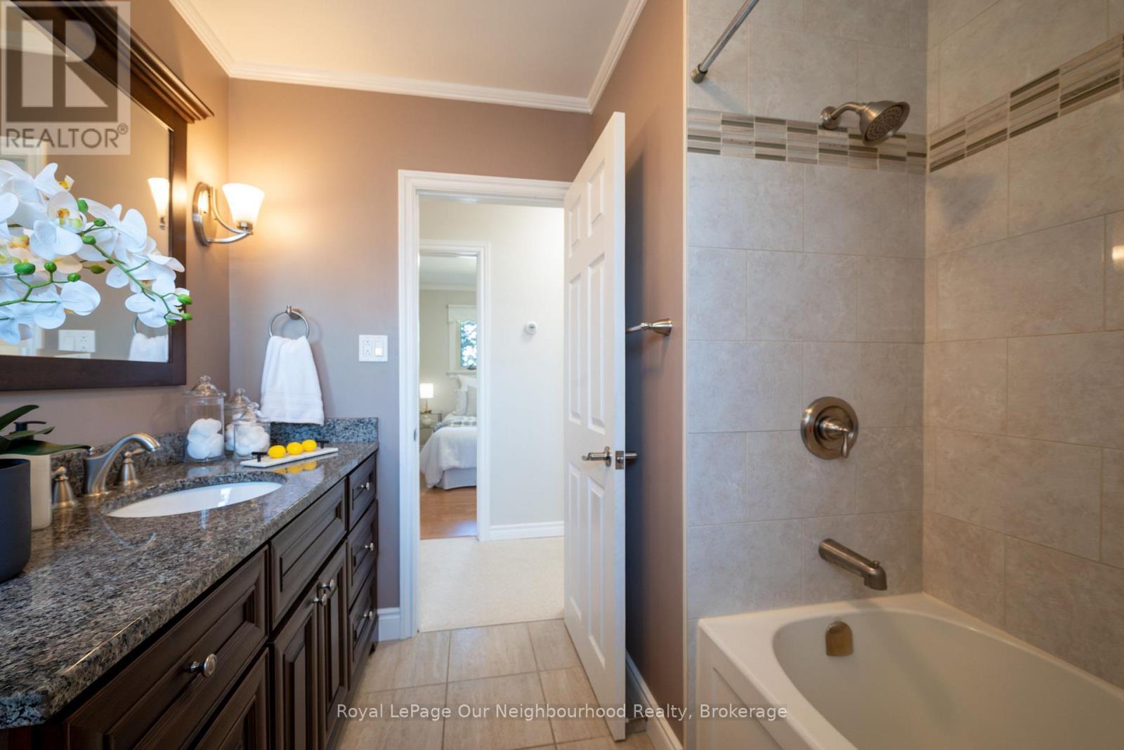 












81 D'ARCY STREET

,
Cobourg,




Ontario
K9A3Z7

