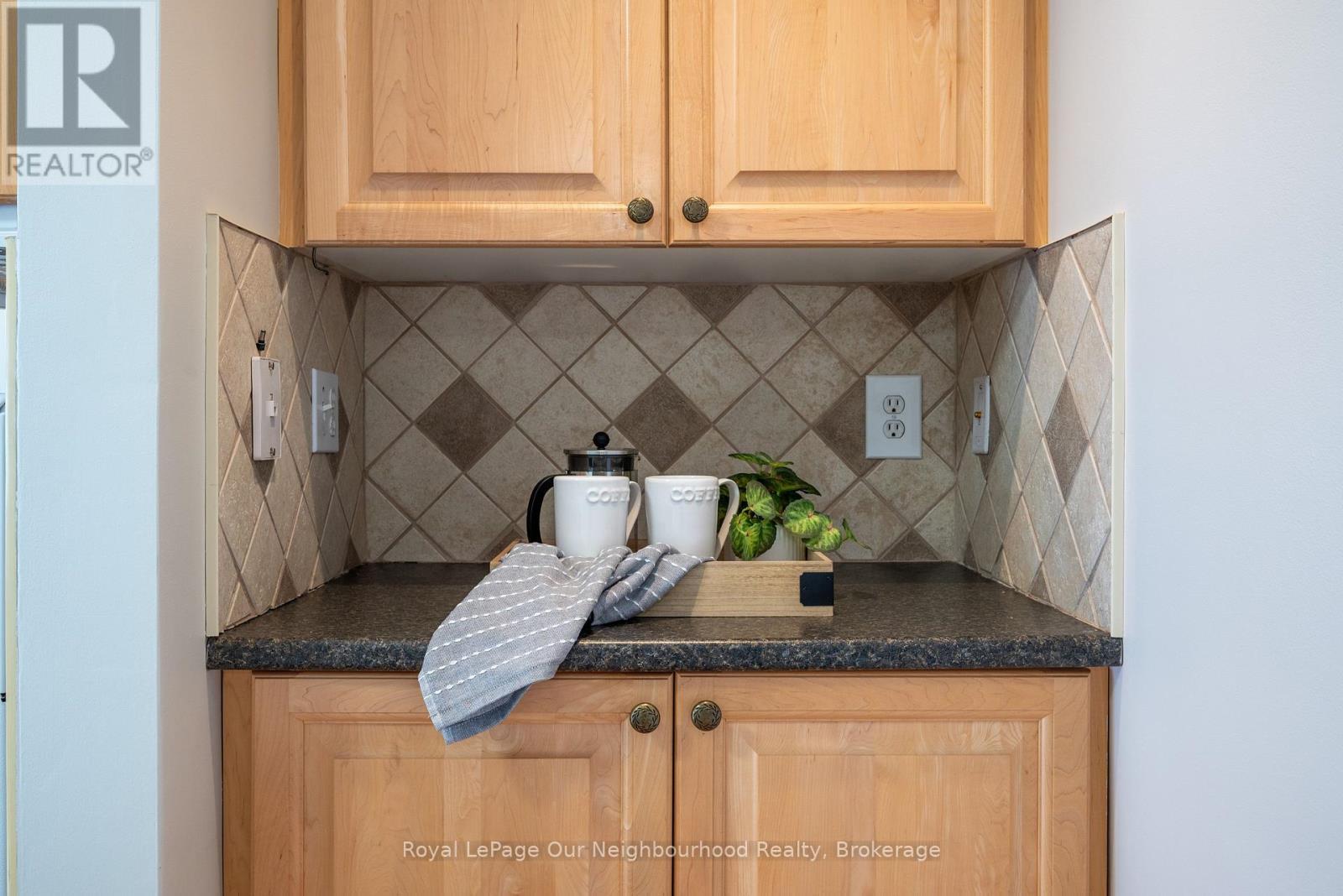 












81 D'ARCY STREET

,
Cobourg,




Ontario
K9A3Z7

