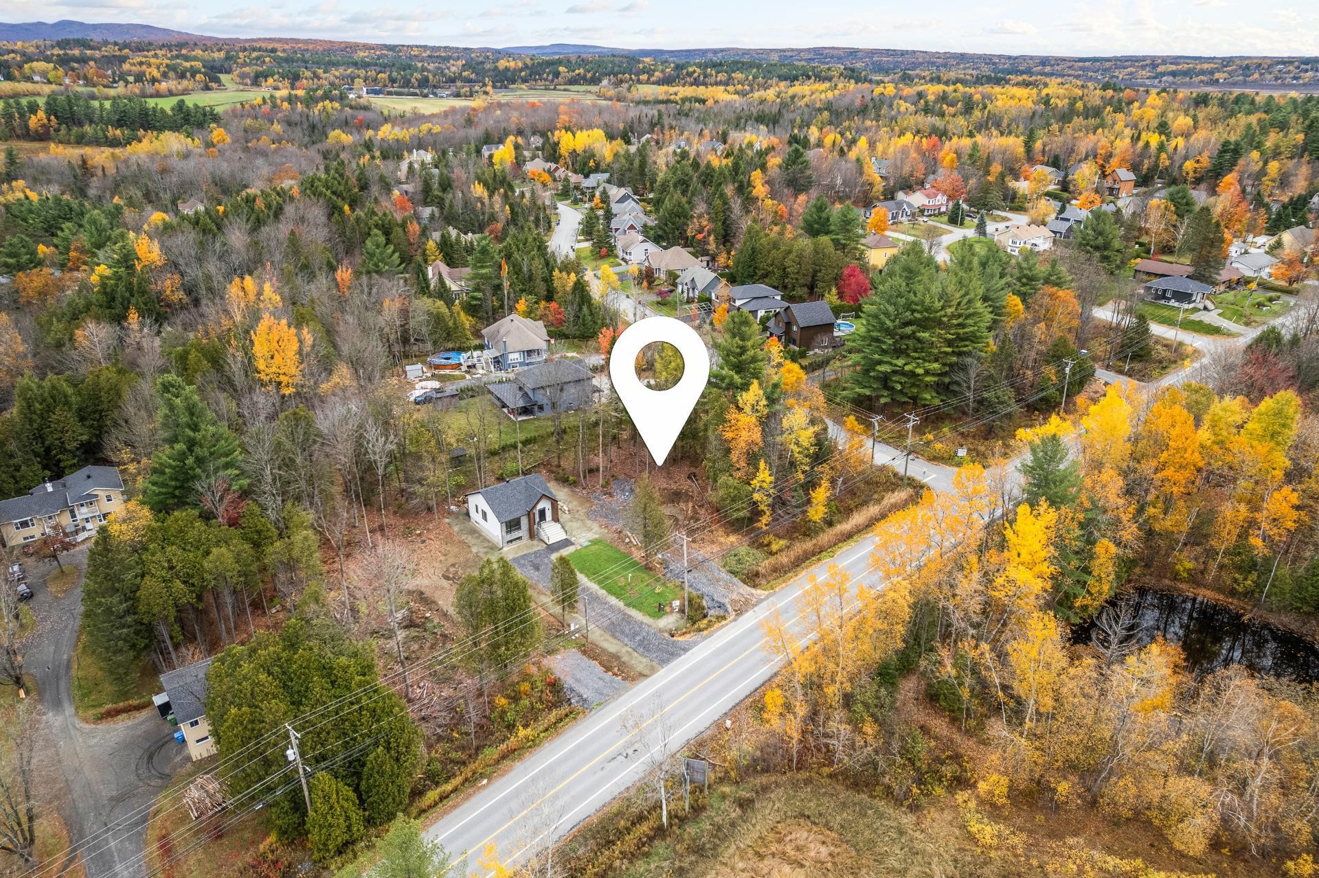 









406


Ch. Southière

,
Magog,







QC
J1X0V7

