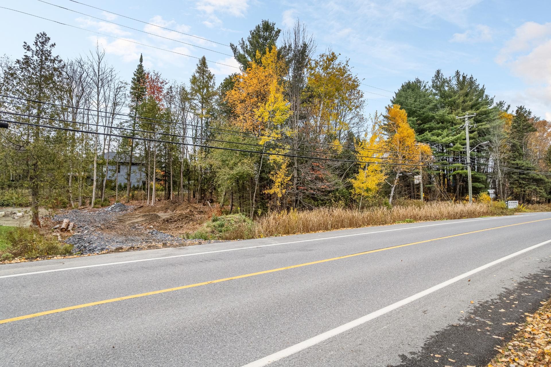 









406


Ch. Southière

,
Magog,







QC
J1X0V7

