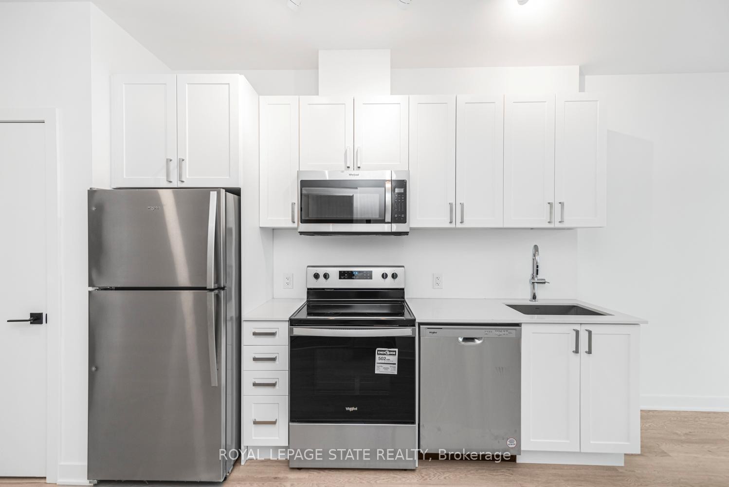 









2782


Barton

Street East, 813,
Hamilton,




ON
L8E 2J8

