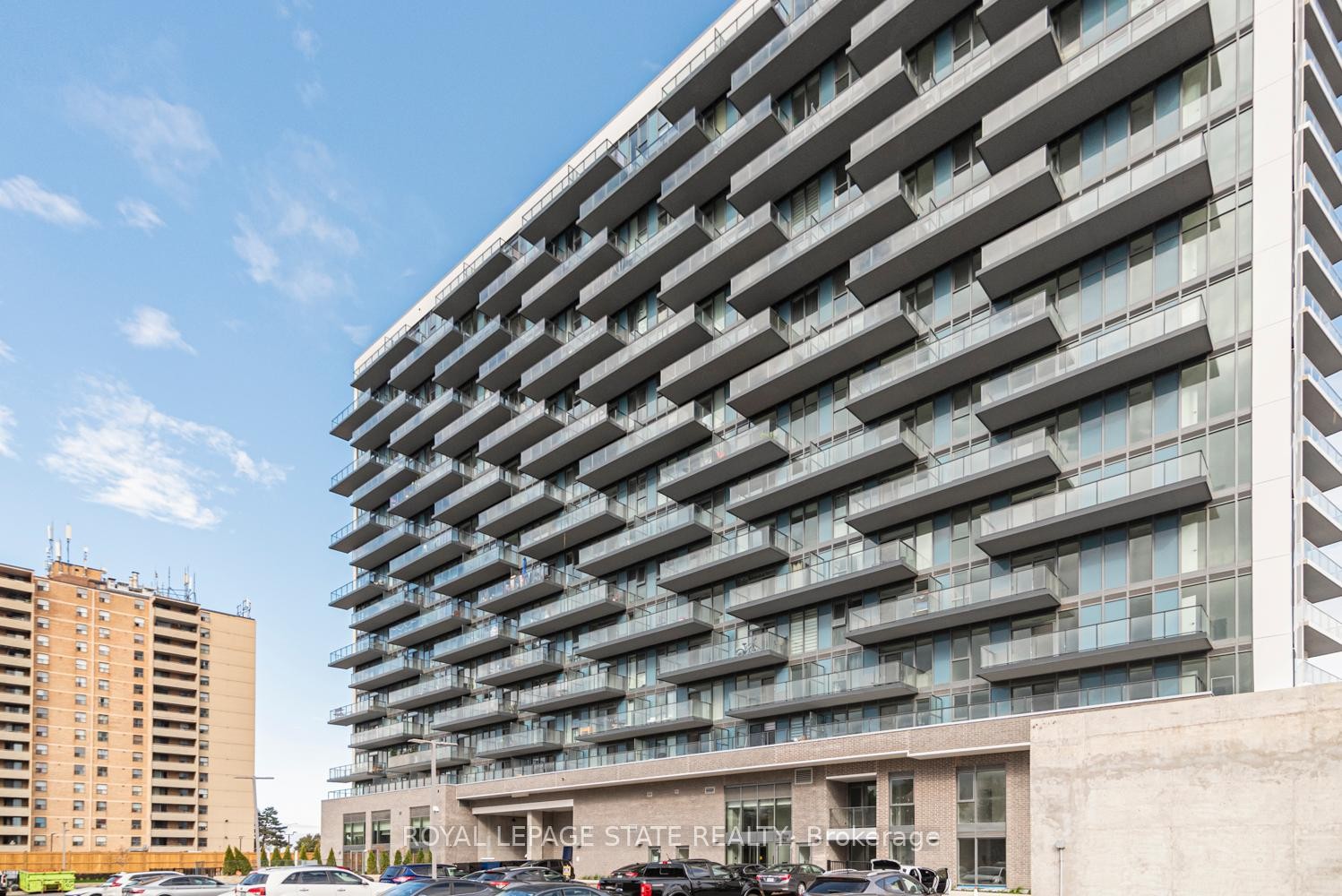 









2782


Barton

Street East, 813,
Hamilton,




ON
L8E 2J8

