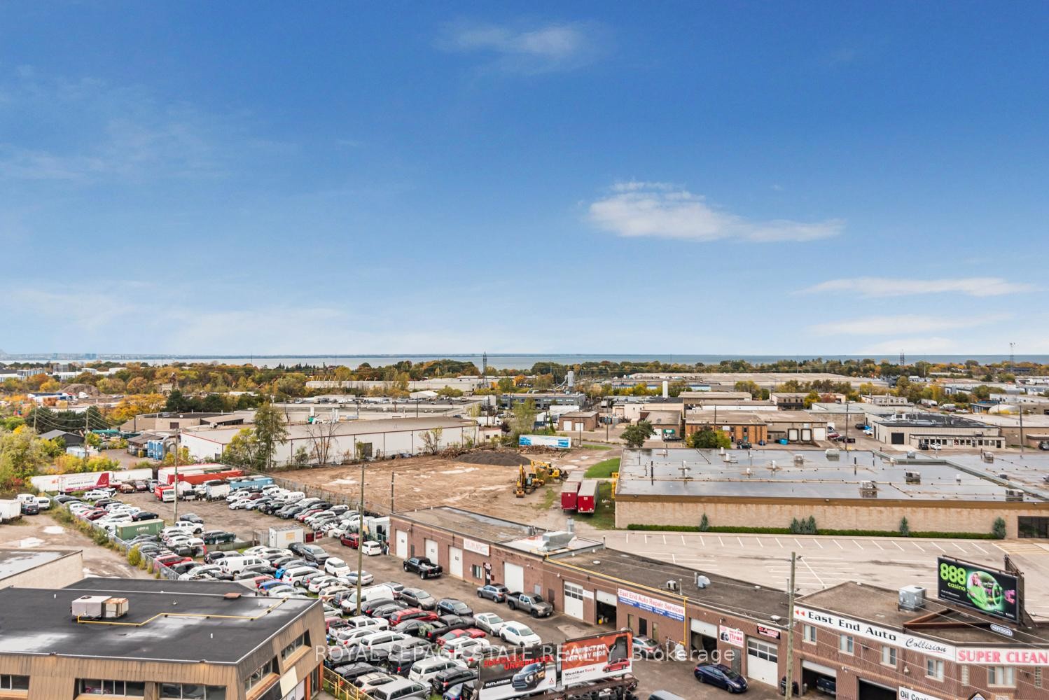 









2782


Barton

Street East, 813,
Hamilton,




ON
L8E 2J8

