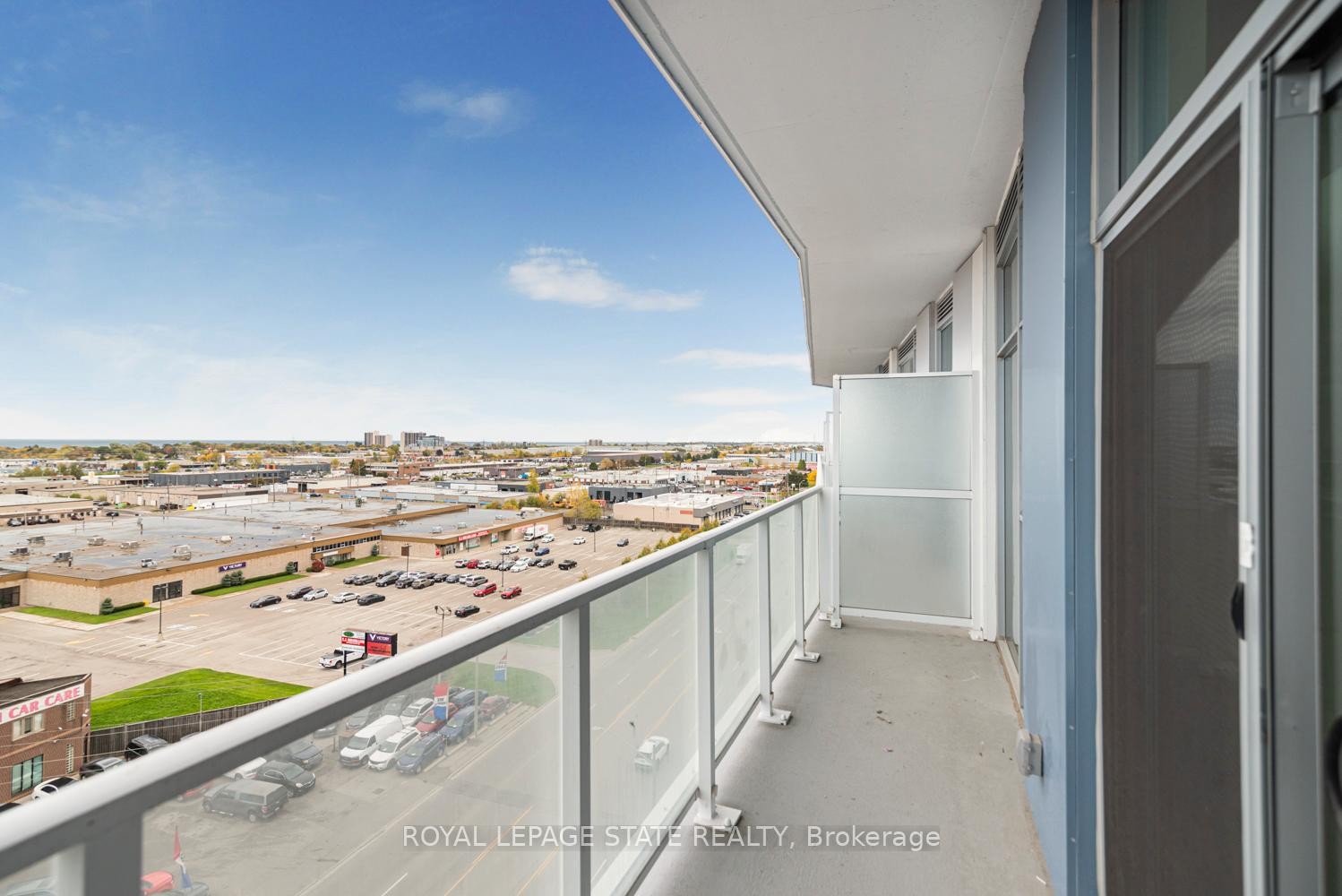 









2782


Barton

Street East, 813,
Hamilton,




ON
L8E 2J8

