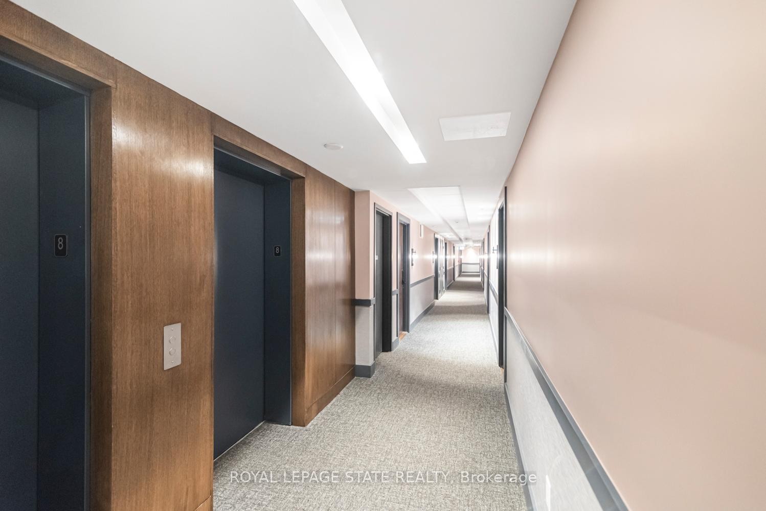 









2782


Barton

Street East, 813,
Hamilton,




ON
L8E 2J8

