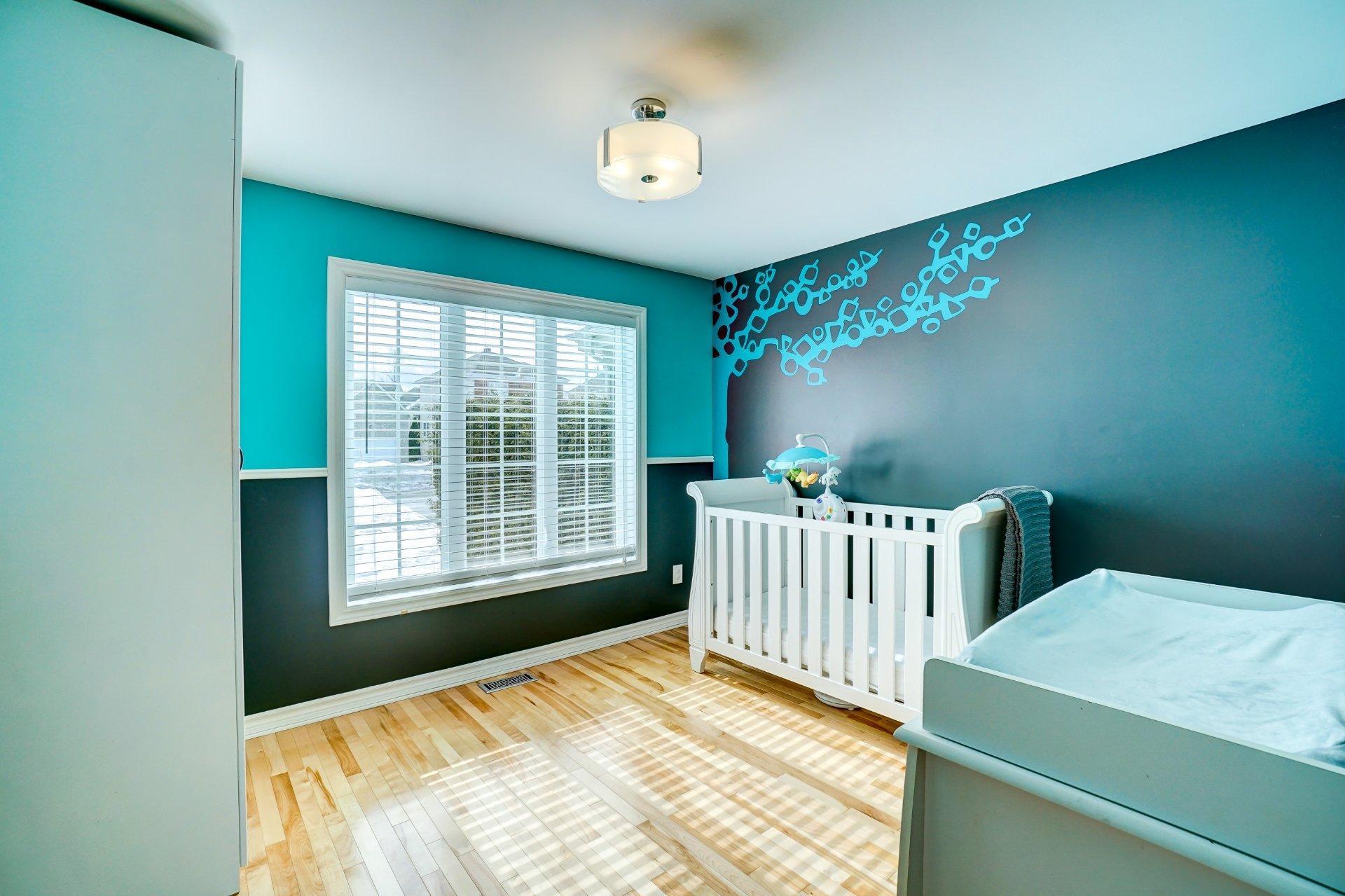 









412


Rue Chagnon

,
Gatineau (Aylmer),




QC
J9J0H2


