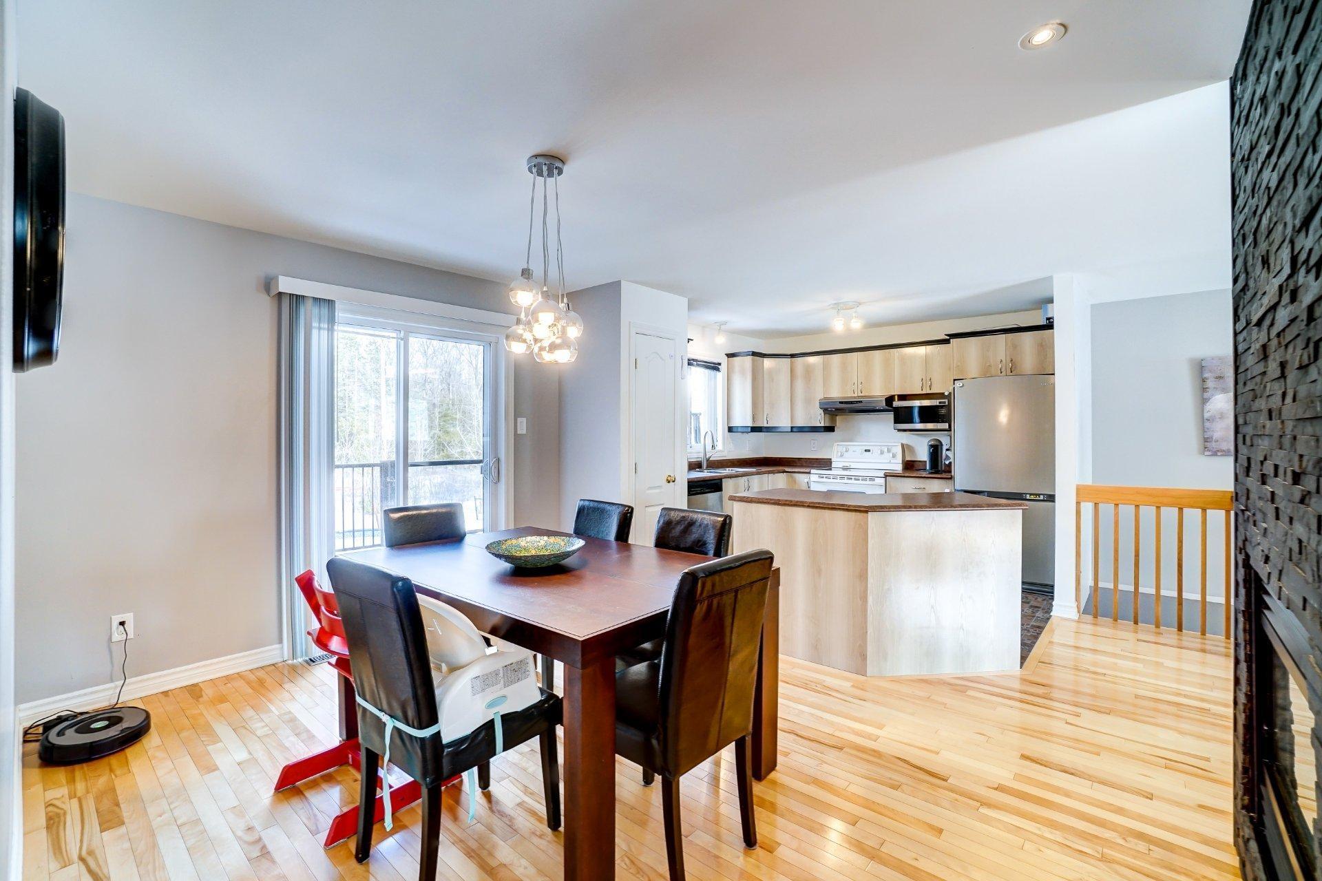 









412


Rue Chagnon

,
Gatineau (Aylmer),




QC
J9J0H2

