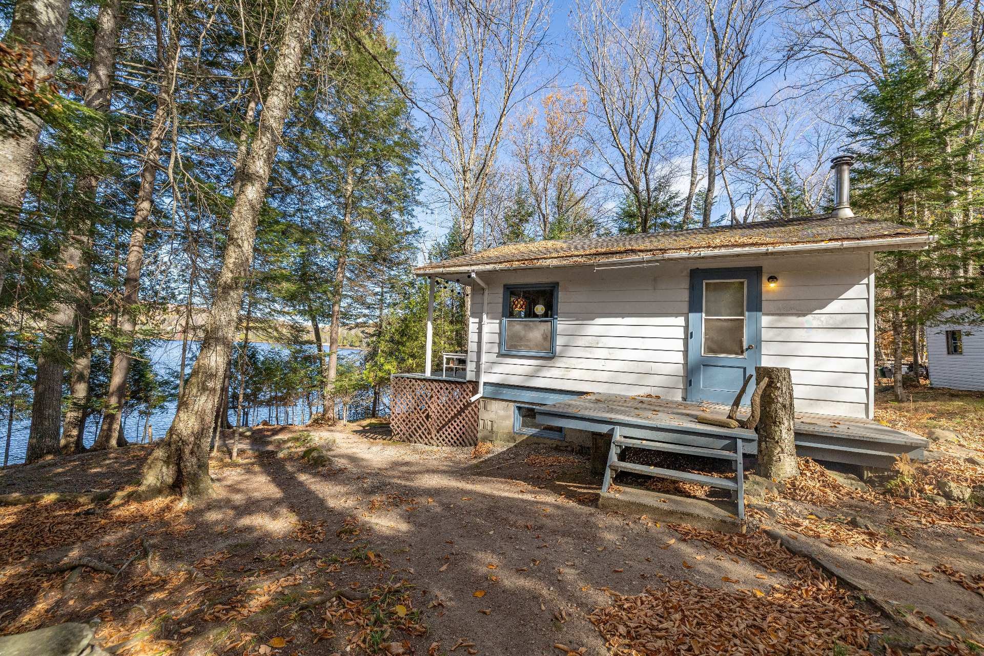 









105


Ch. des Geais-Bleus

,
Nominingue,




QC
J0W1R0

